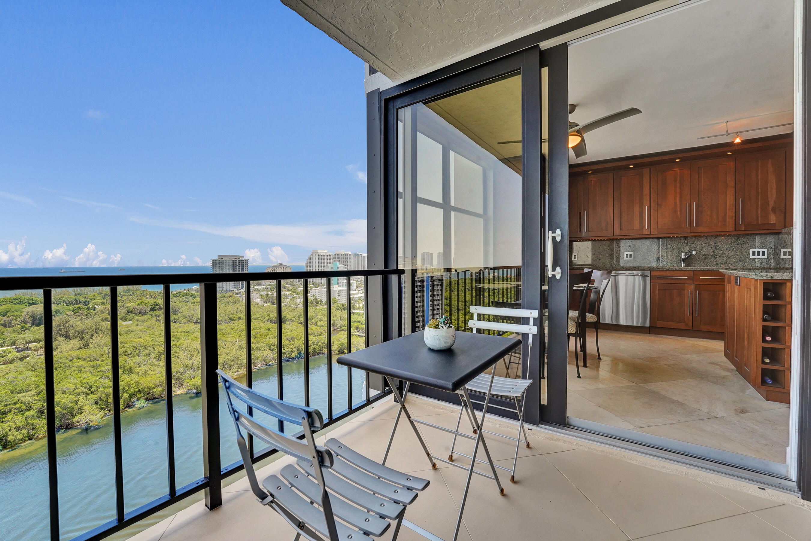 936 Intracoastal Drive 22c Property Photo 3