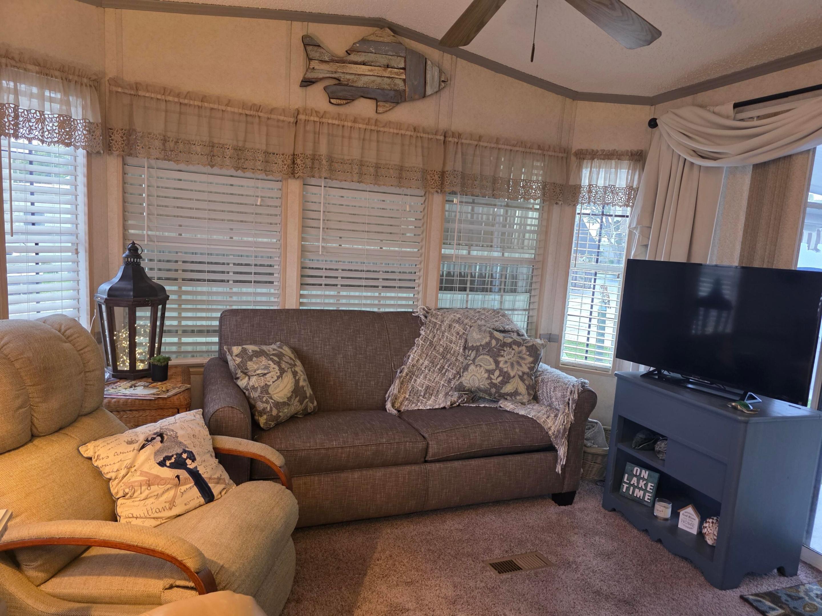 6665 Se 56th Street Property Photo 1