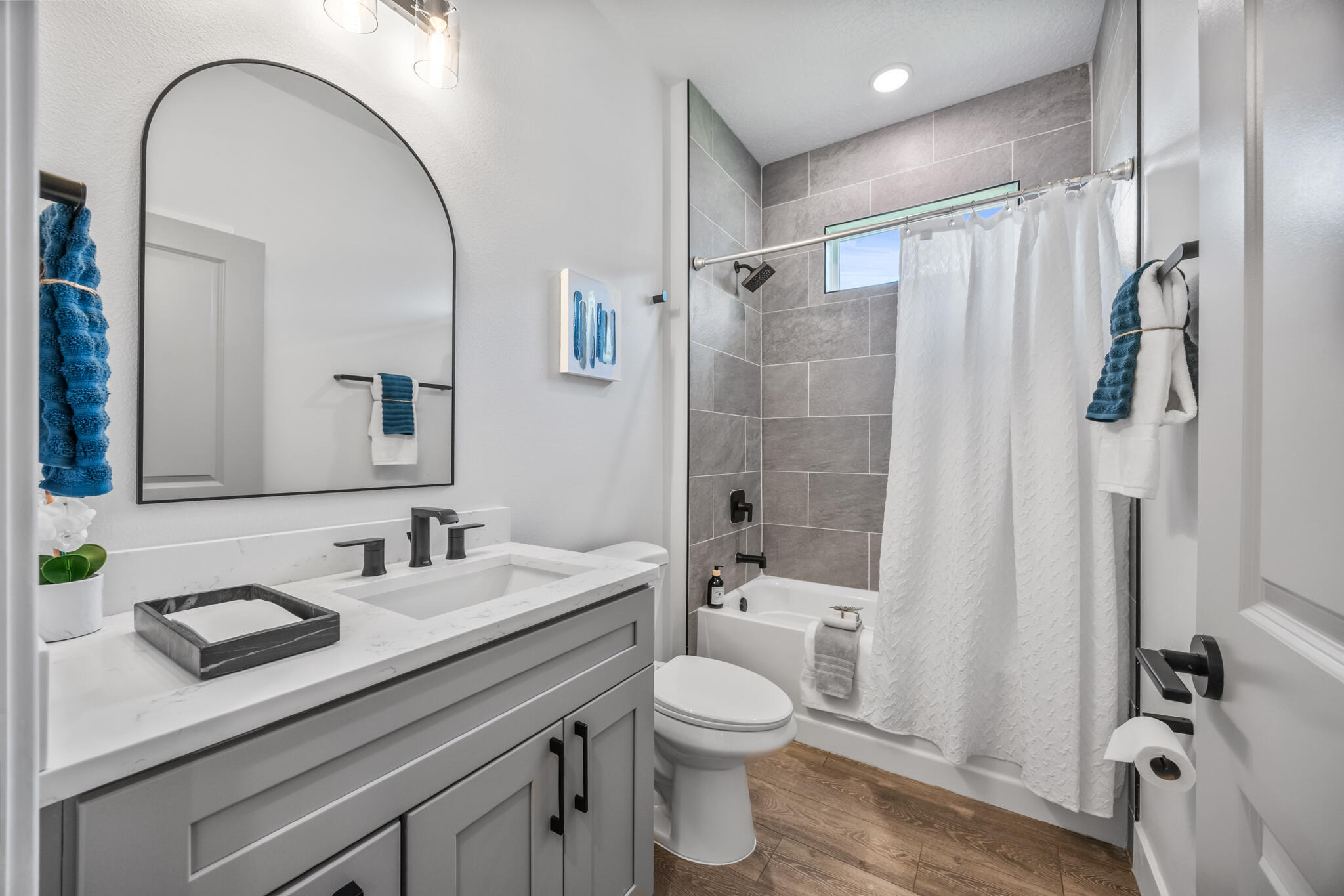 1254 Heitzman Avenue Sw Property Photo 18