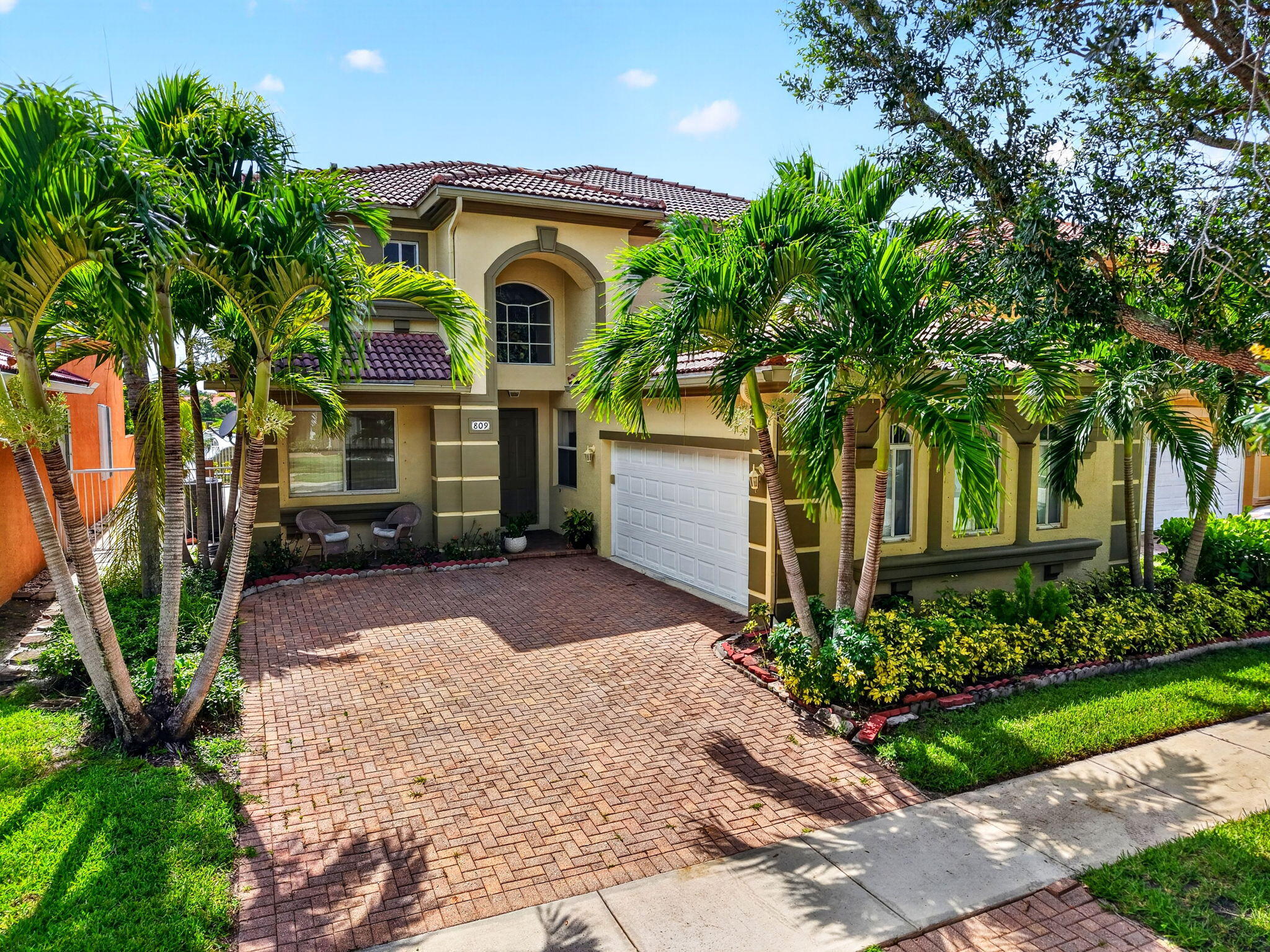 809 Triana Street Property Photo 1