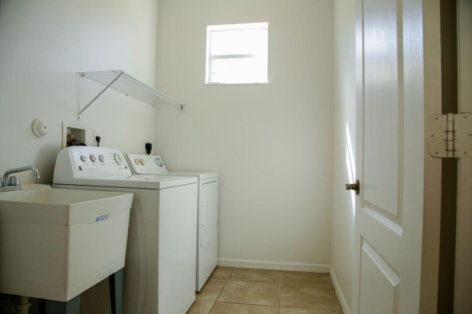 9772 Sw Glenbrook Drive Property Photo 4
