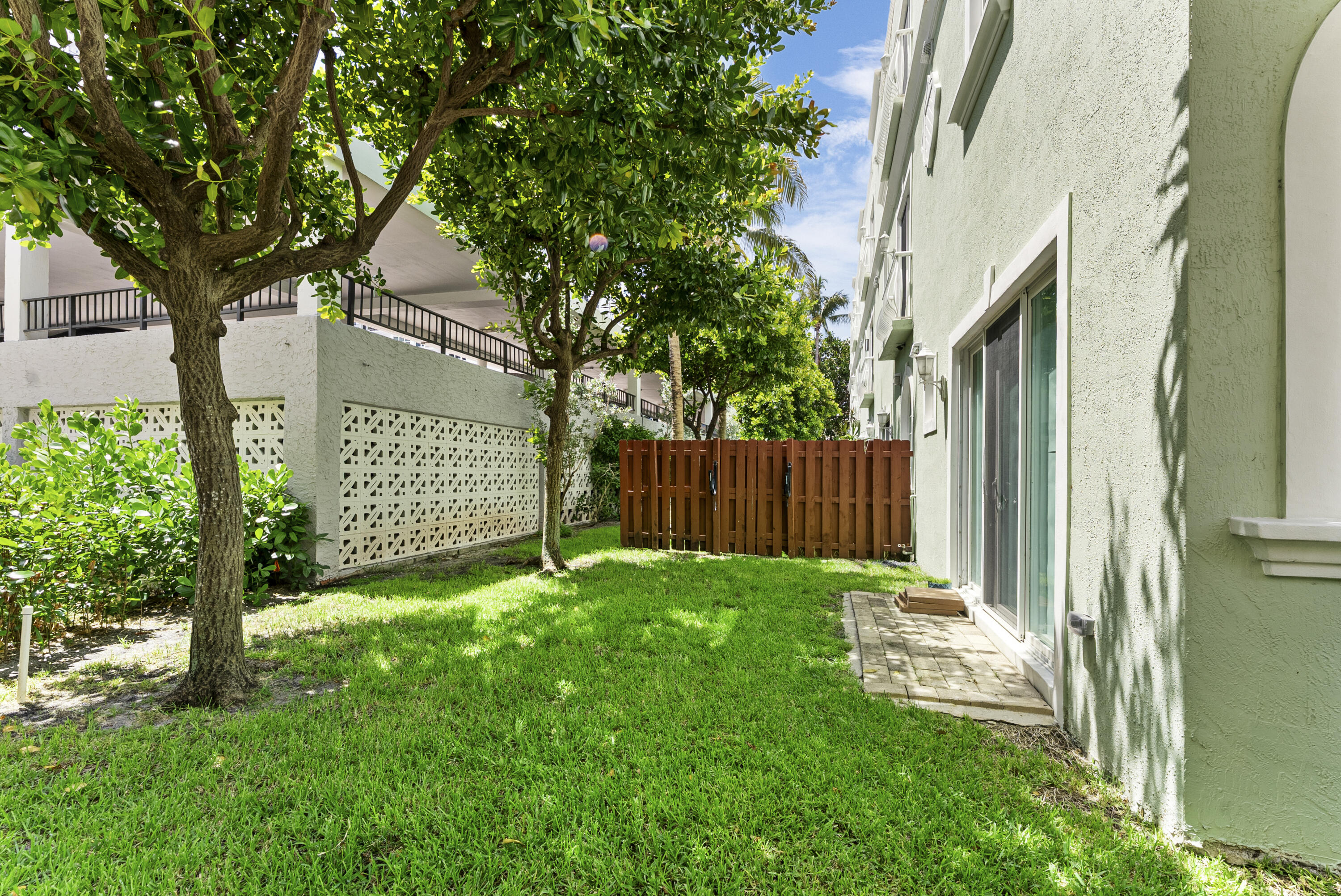430 Sunset Drive Property Photo 45