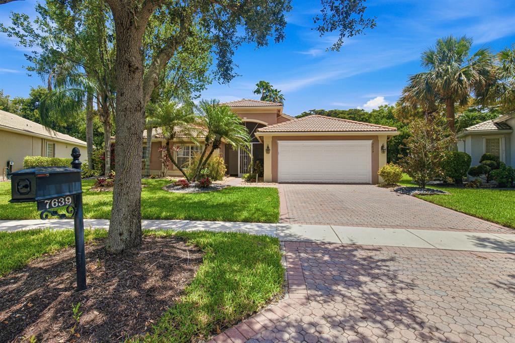 7639 Tarpon Cove Circle Property Photo 1