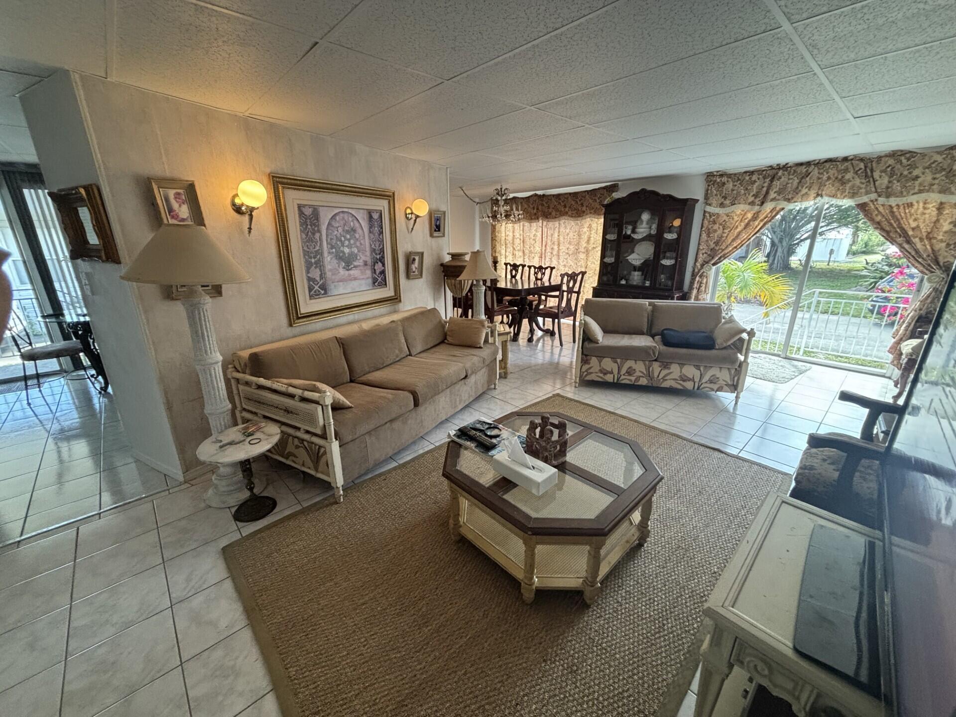 113 Nw 50th Street Property Photo 7