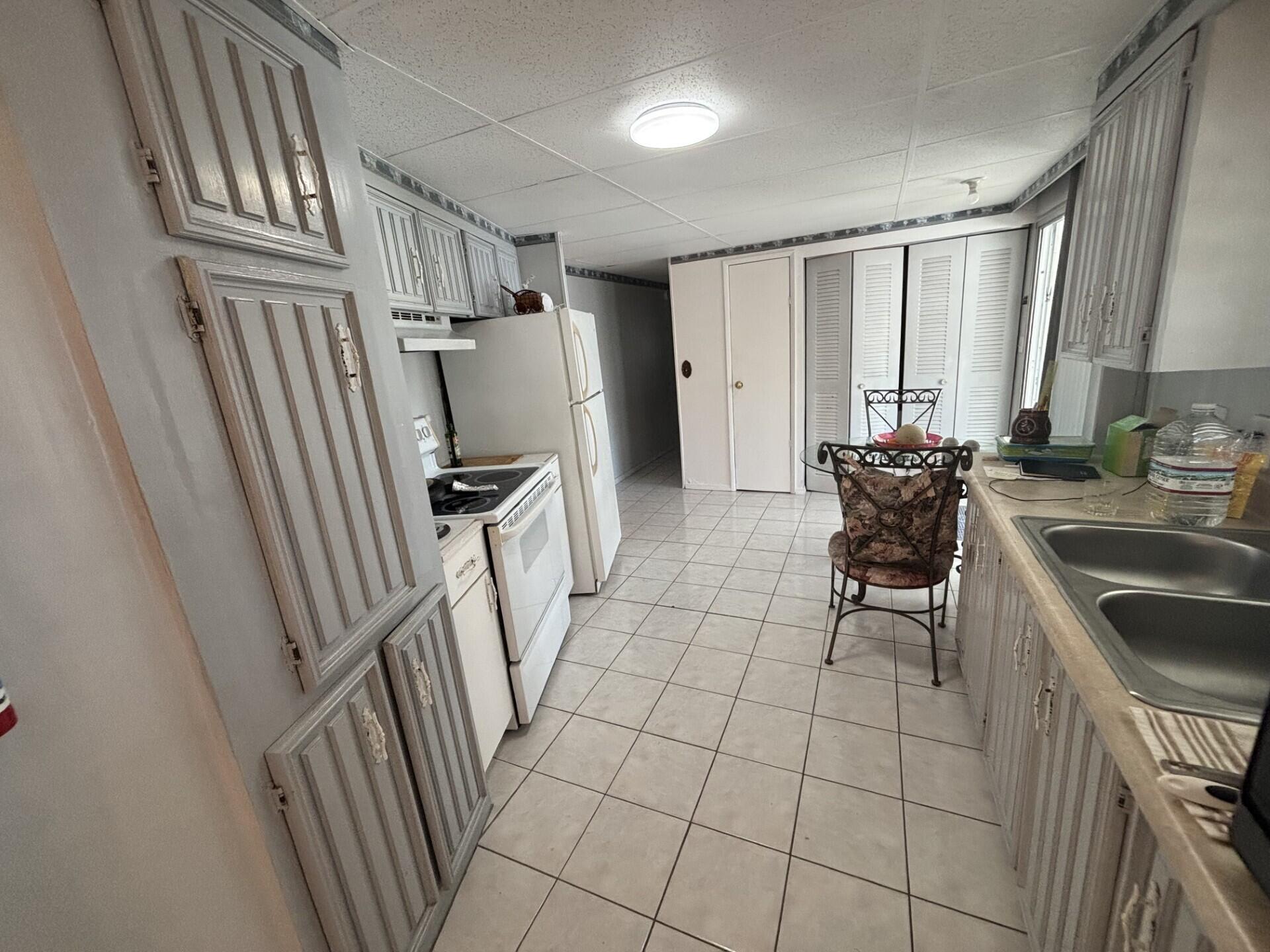 113 Nw 50th Street Property Photo 15