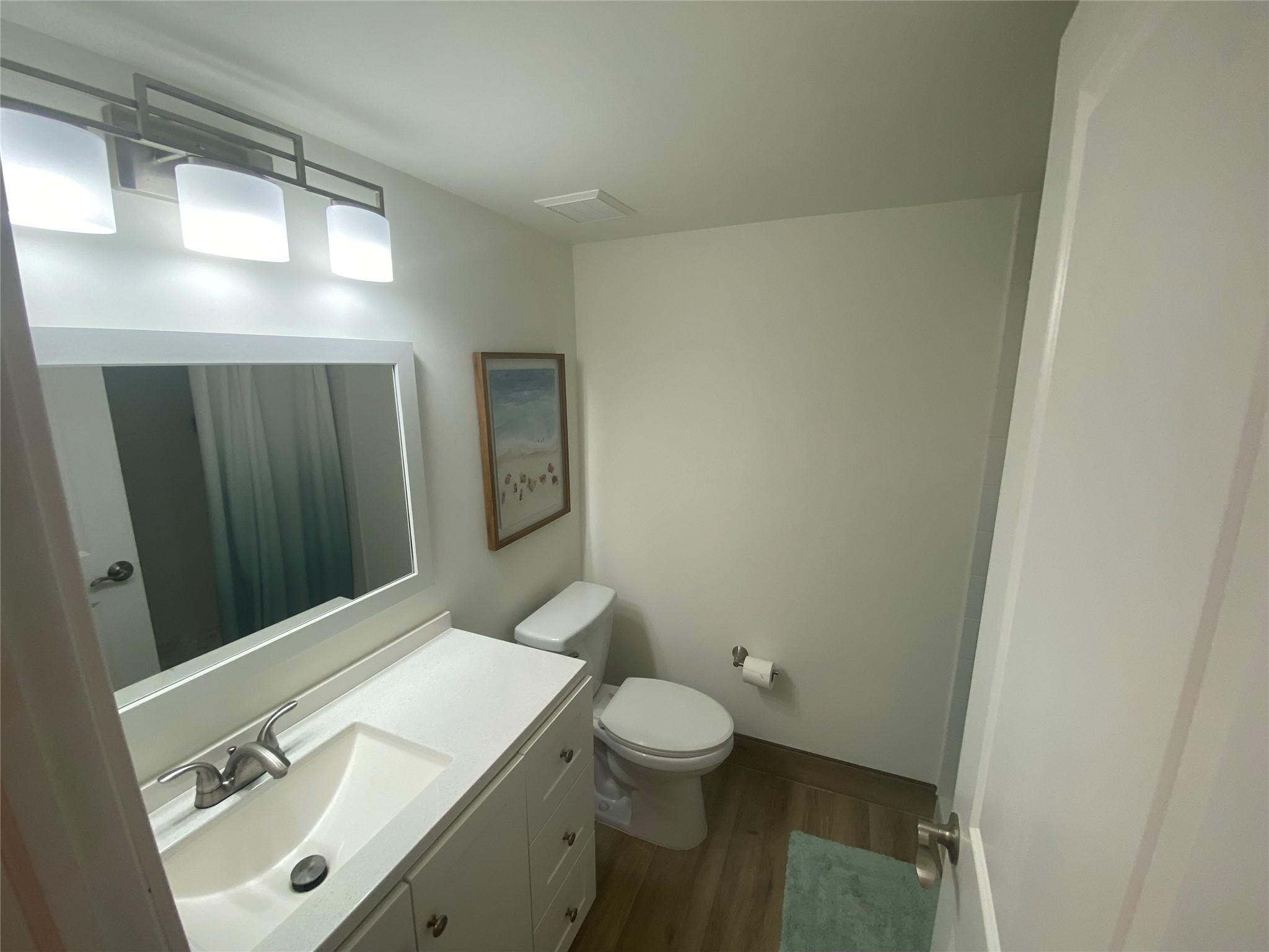 2286 Anchorage Lane A Property Photo 4