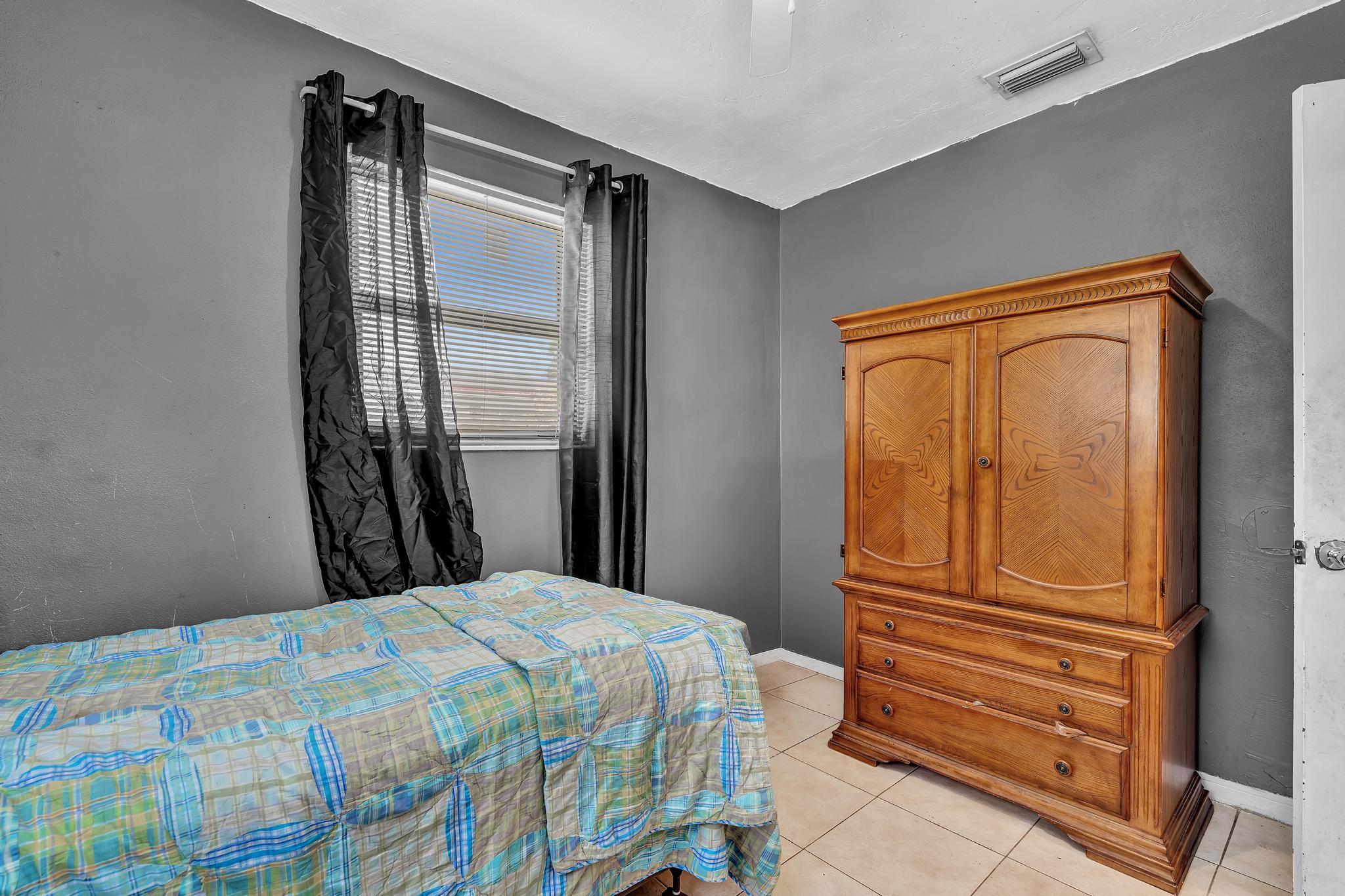 2131 Acapulco Drive Property Photo 13