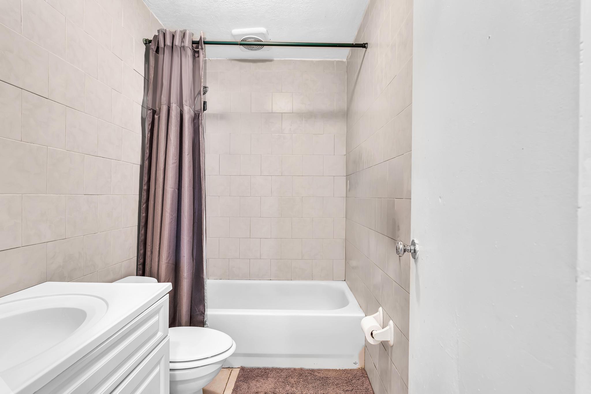 2131 Acapulco Drive Property Photo 16