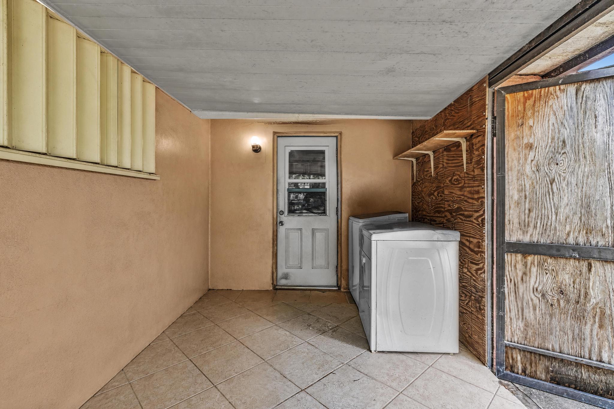 2131 Acapulco Drive Property Photo 24