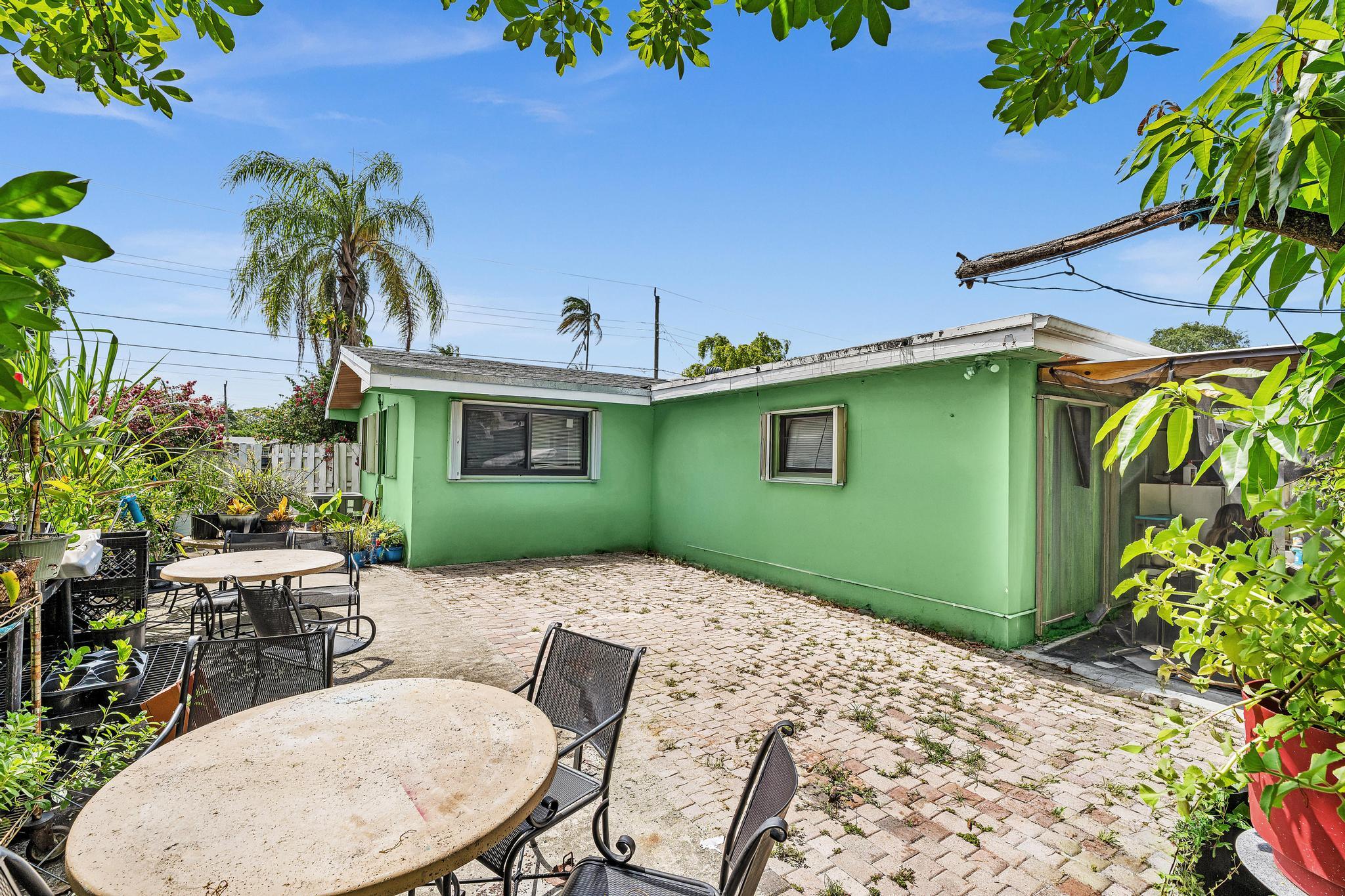 2131 Acapulco Drive Property Photo 30
