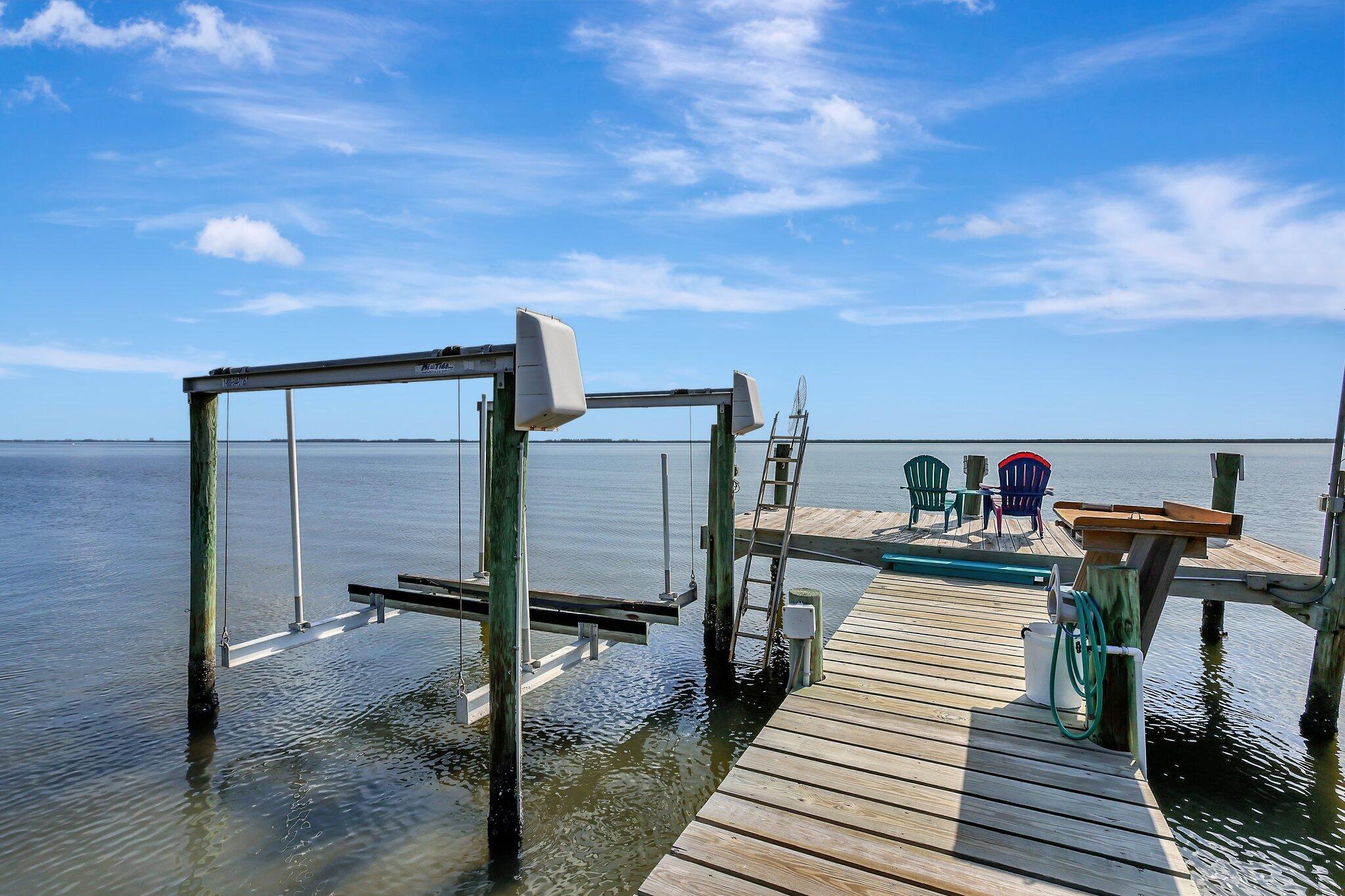 7501 S Indian River Drive Property Photo 10