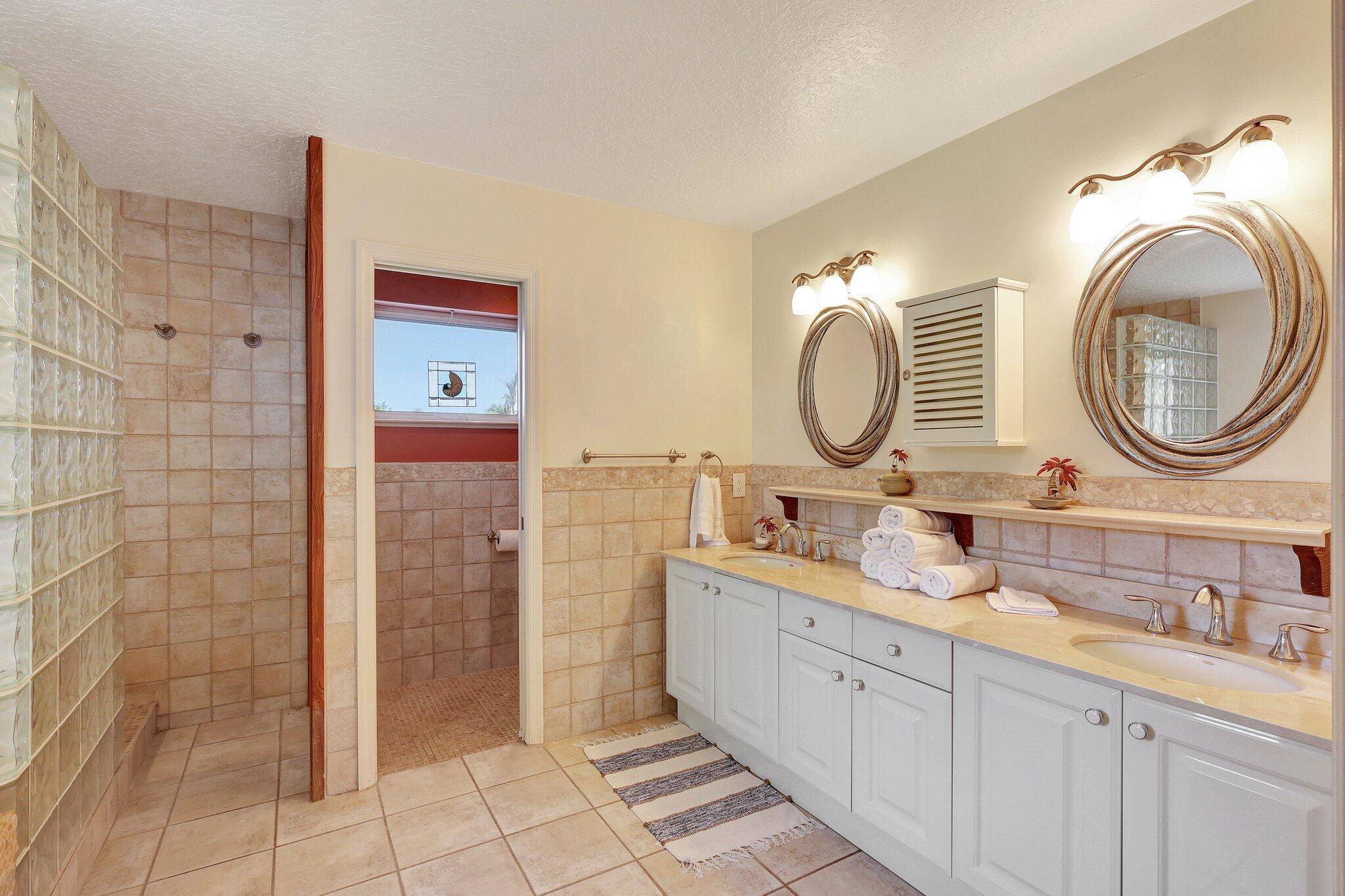 7501 S Indian River Drive Property Photo 28