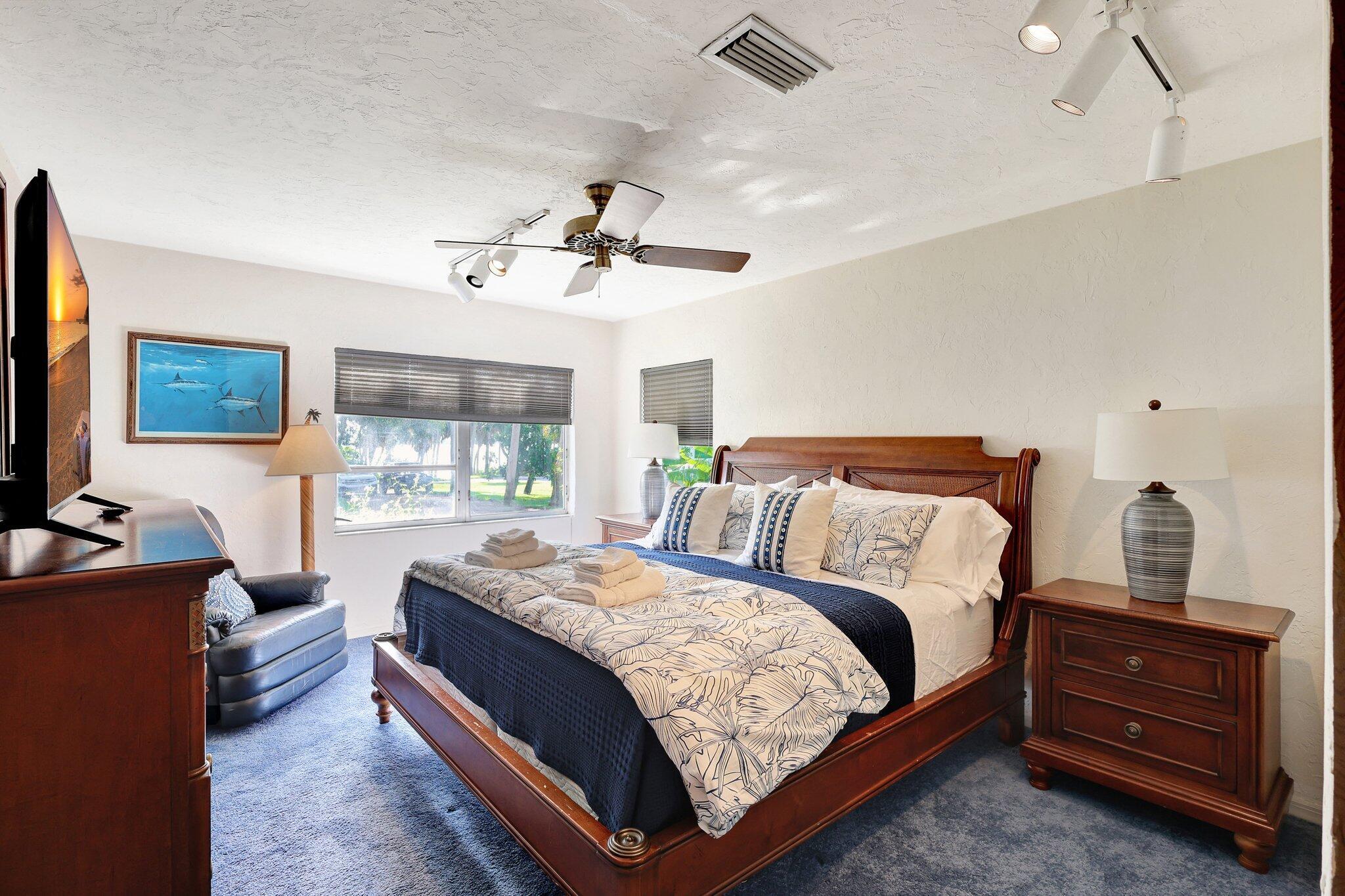 7501 S Indian River Drive Property Photo 32