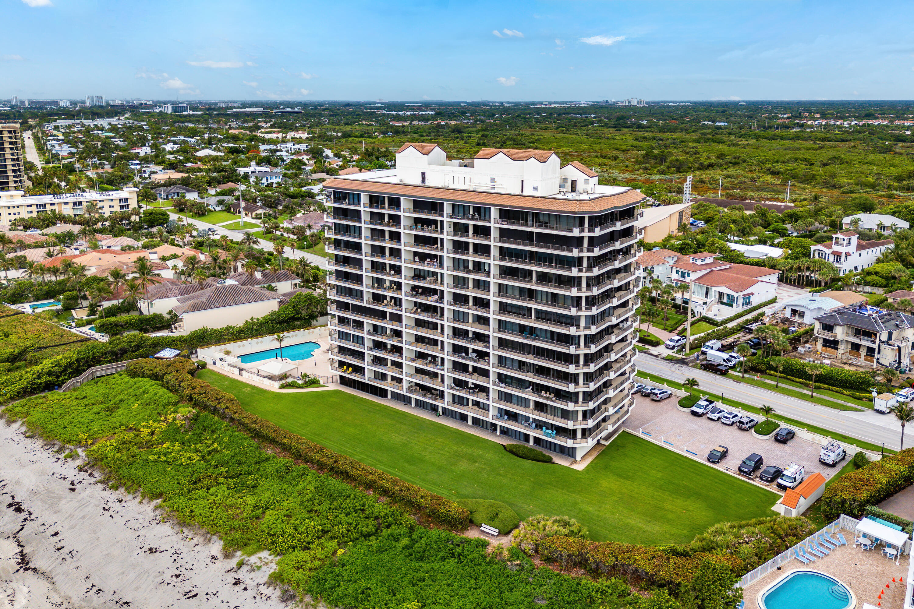 800 Ocean Drive 204 Property Photo 31