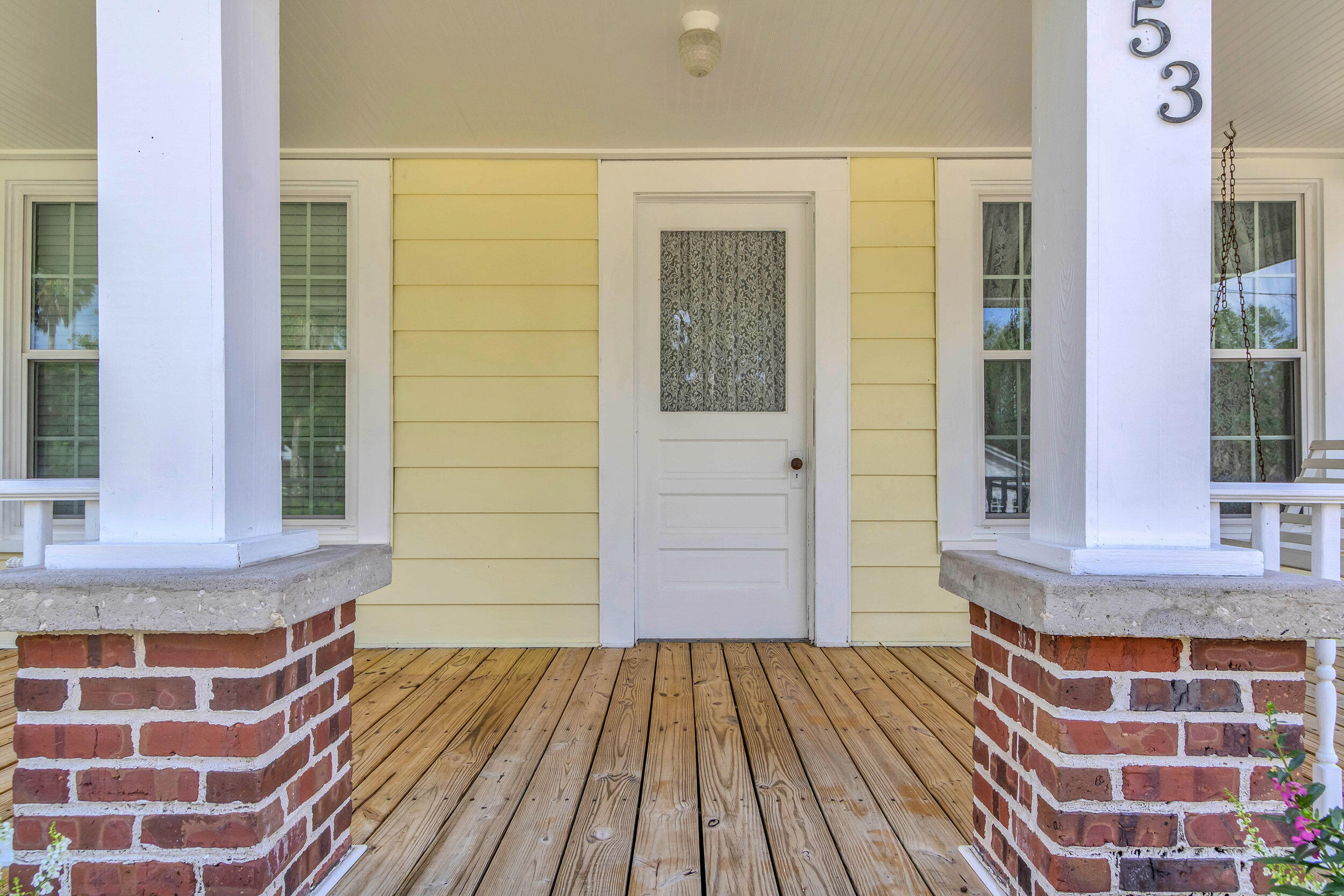453 Bell Avenue Property Photo 3