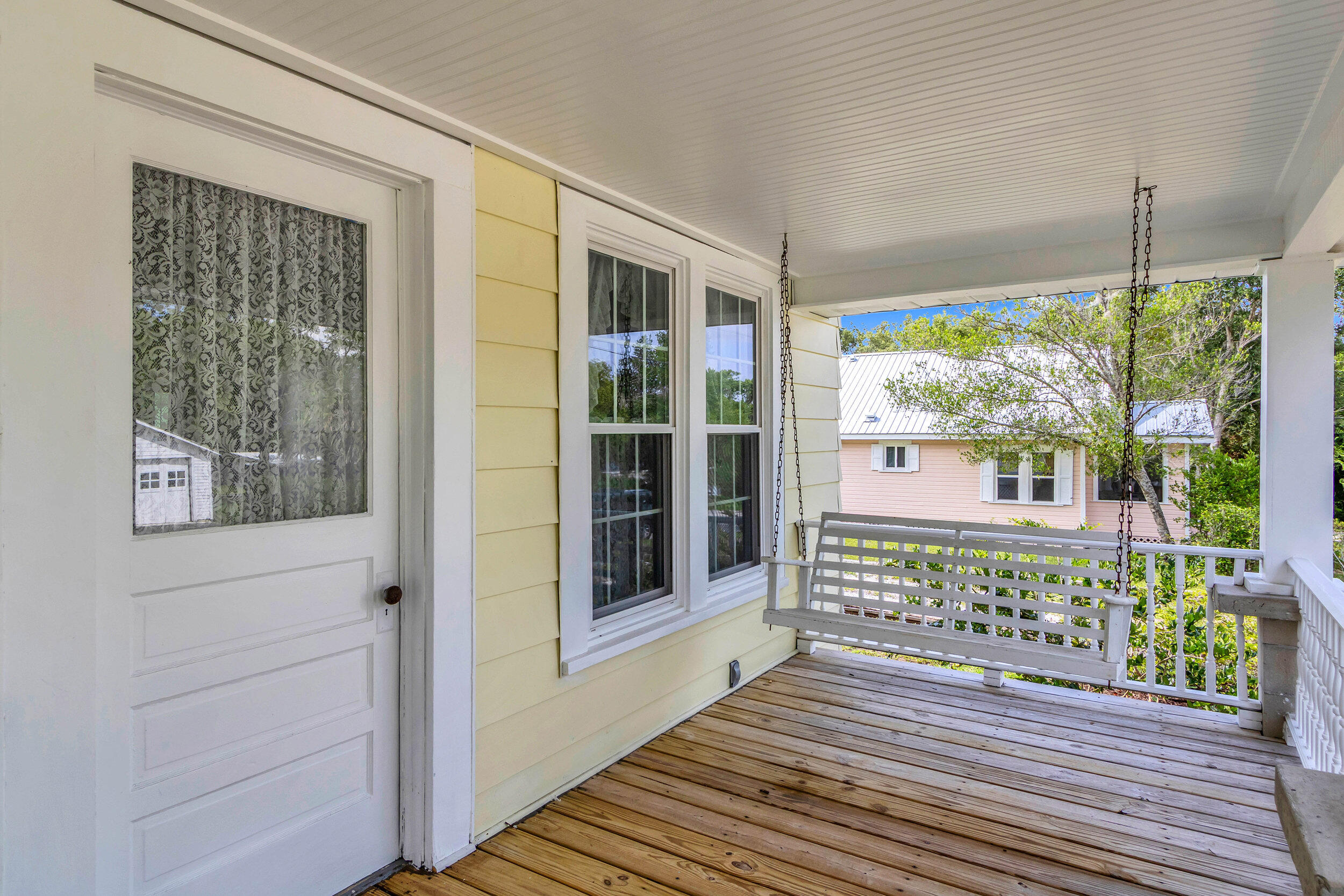 453 Bell Avenue Property Photo 5