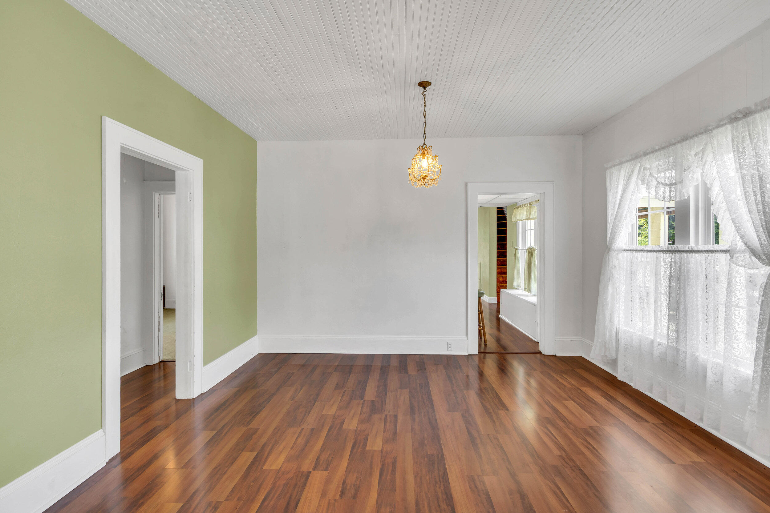 453 Bell Avenue Property Photo 10