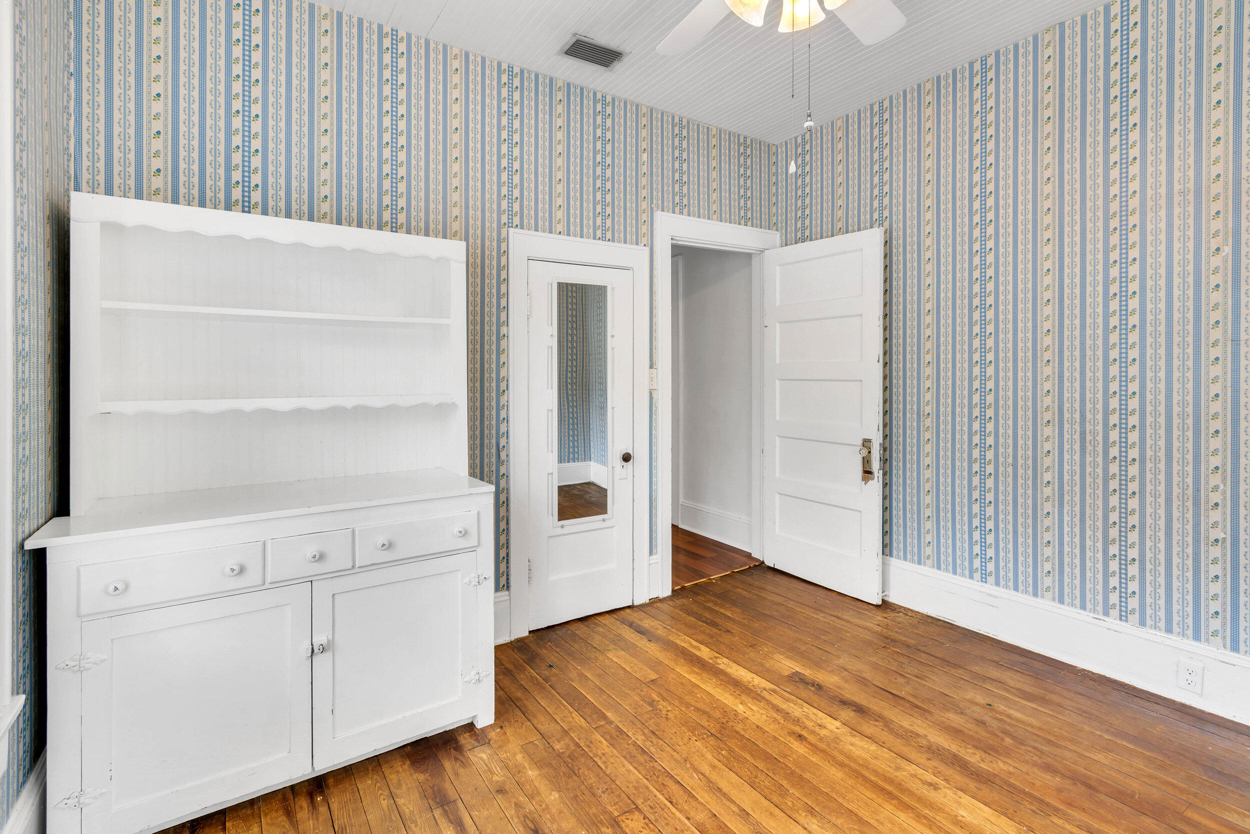 453 Bell Avenue Property Photo 15