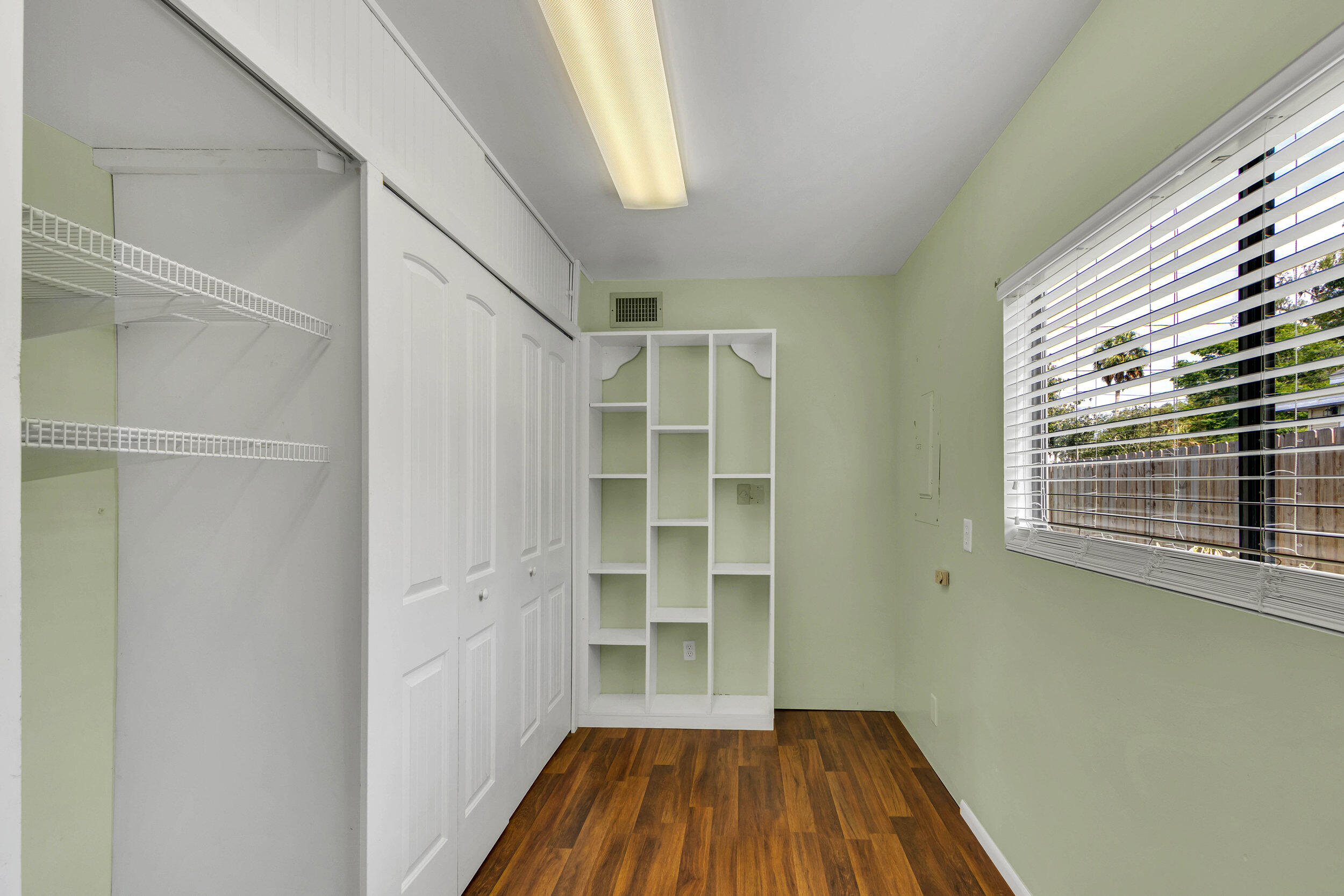 453 Bell Avenue Property Photo 29