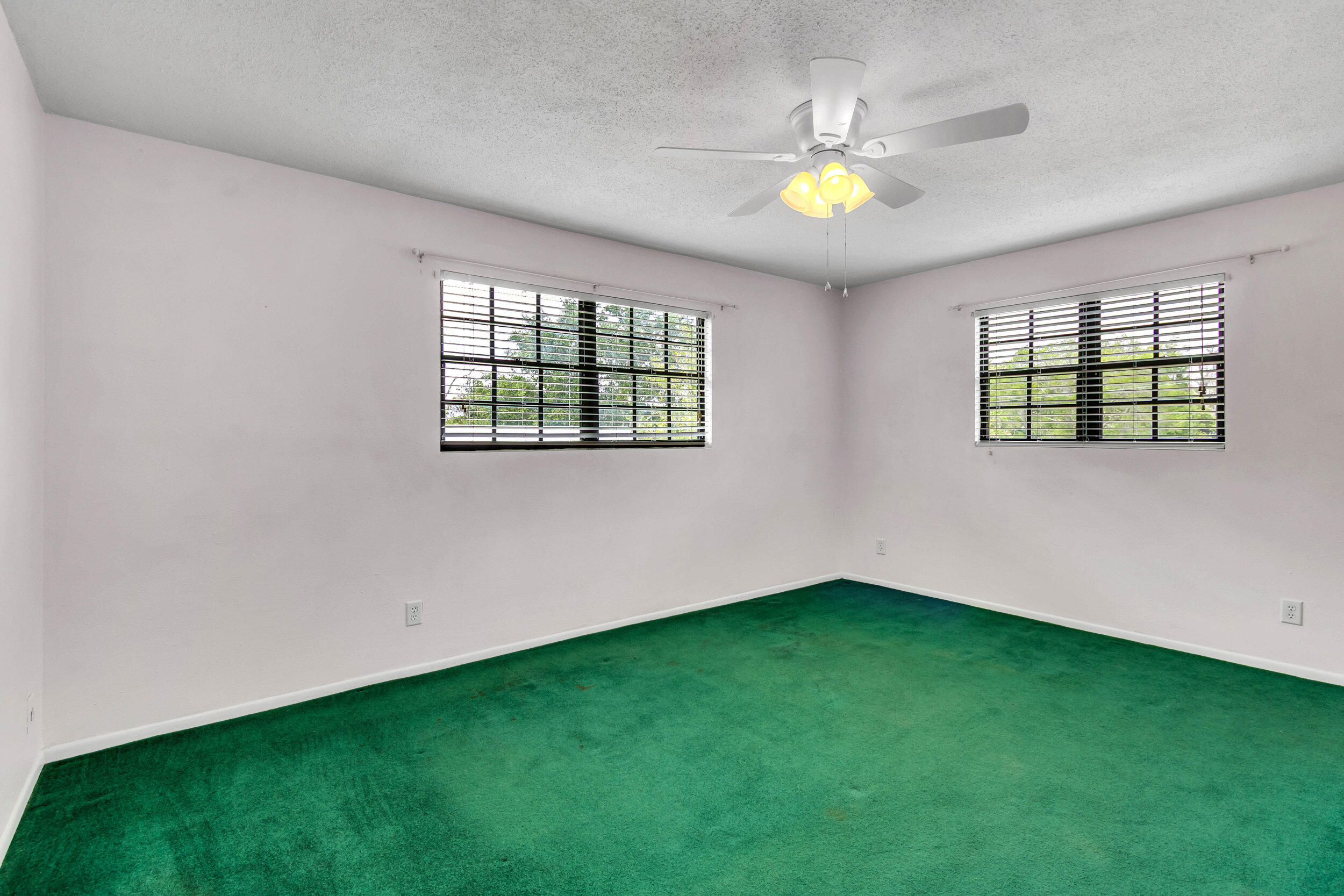 453 Bell Avenue Property Photo 38