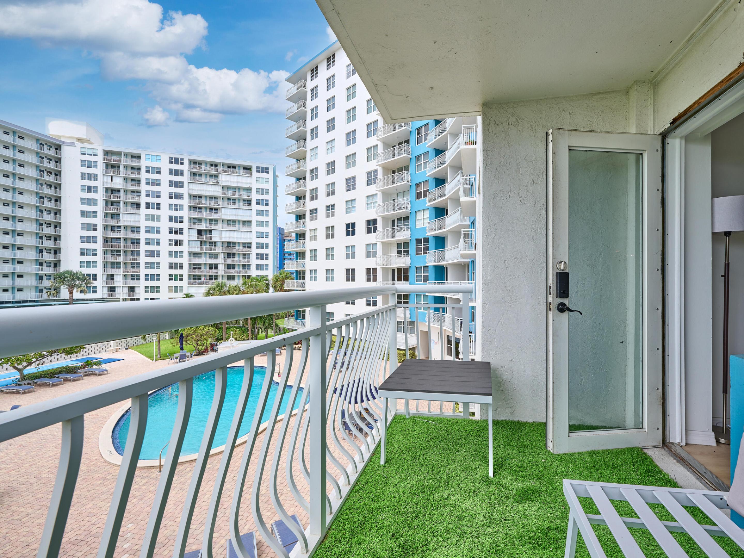 301 N Ocean Boulevard 306 Property Photo 16