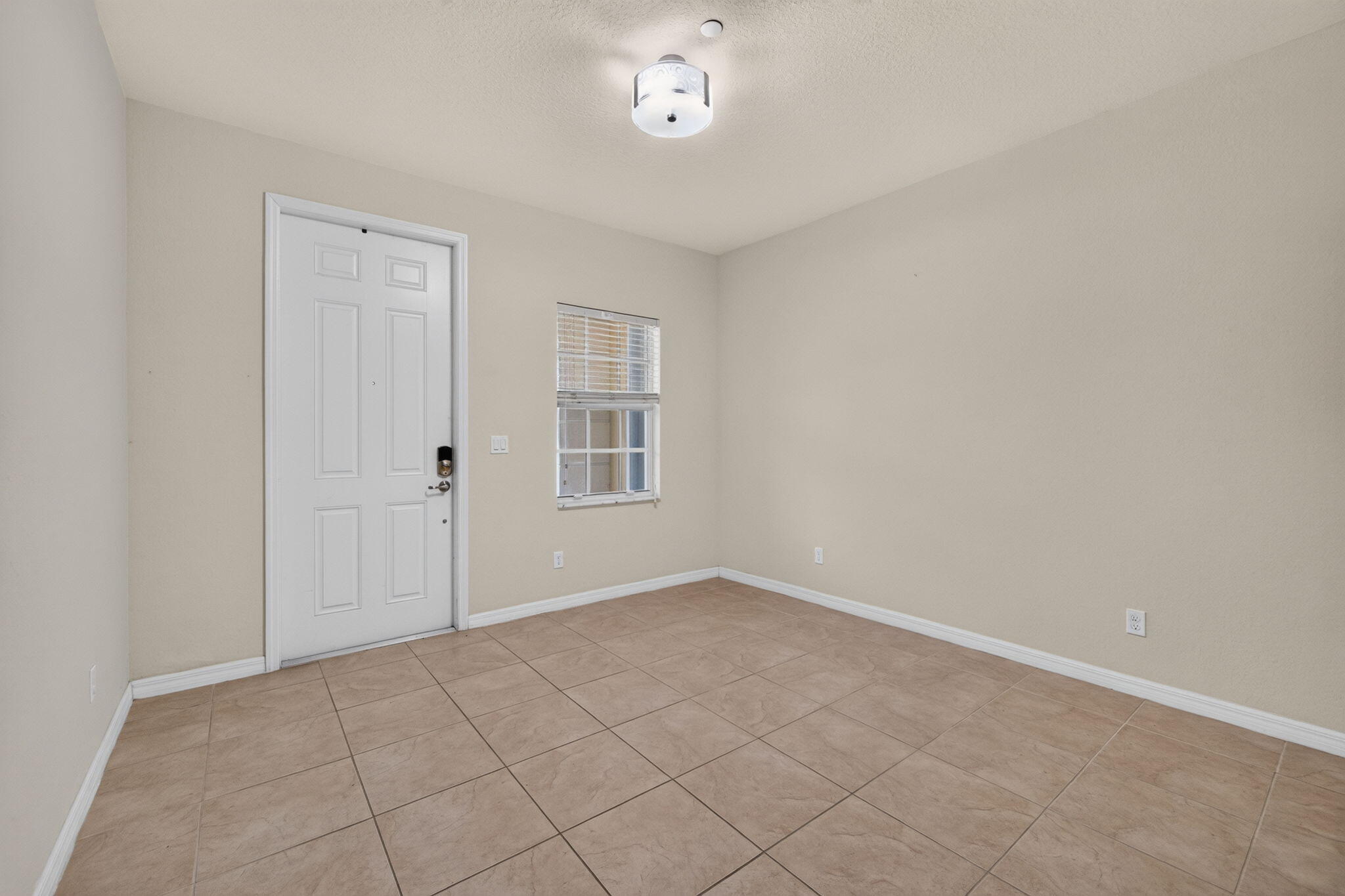 4277 Sw Pine Cove Court Property Photo 4