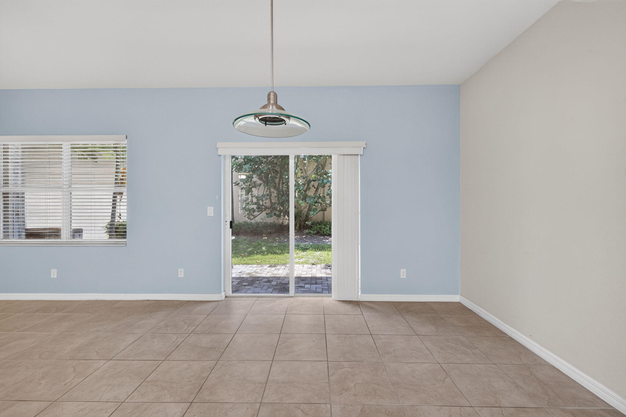 4277 Sw Pine Cove Court Property Photo 11