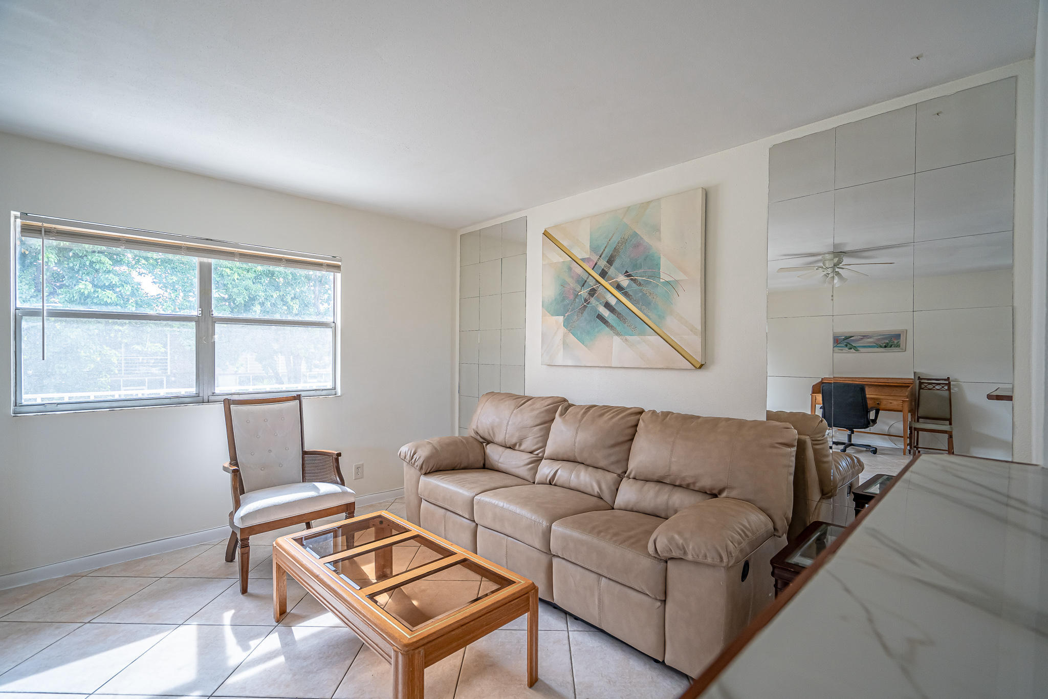 467 Saxony J Way Property Photo 6