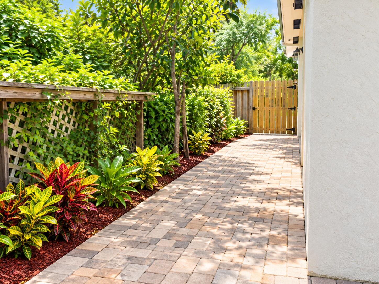 3893 Allison Court Property Photo 4