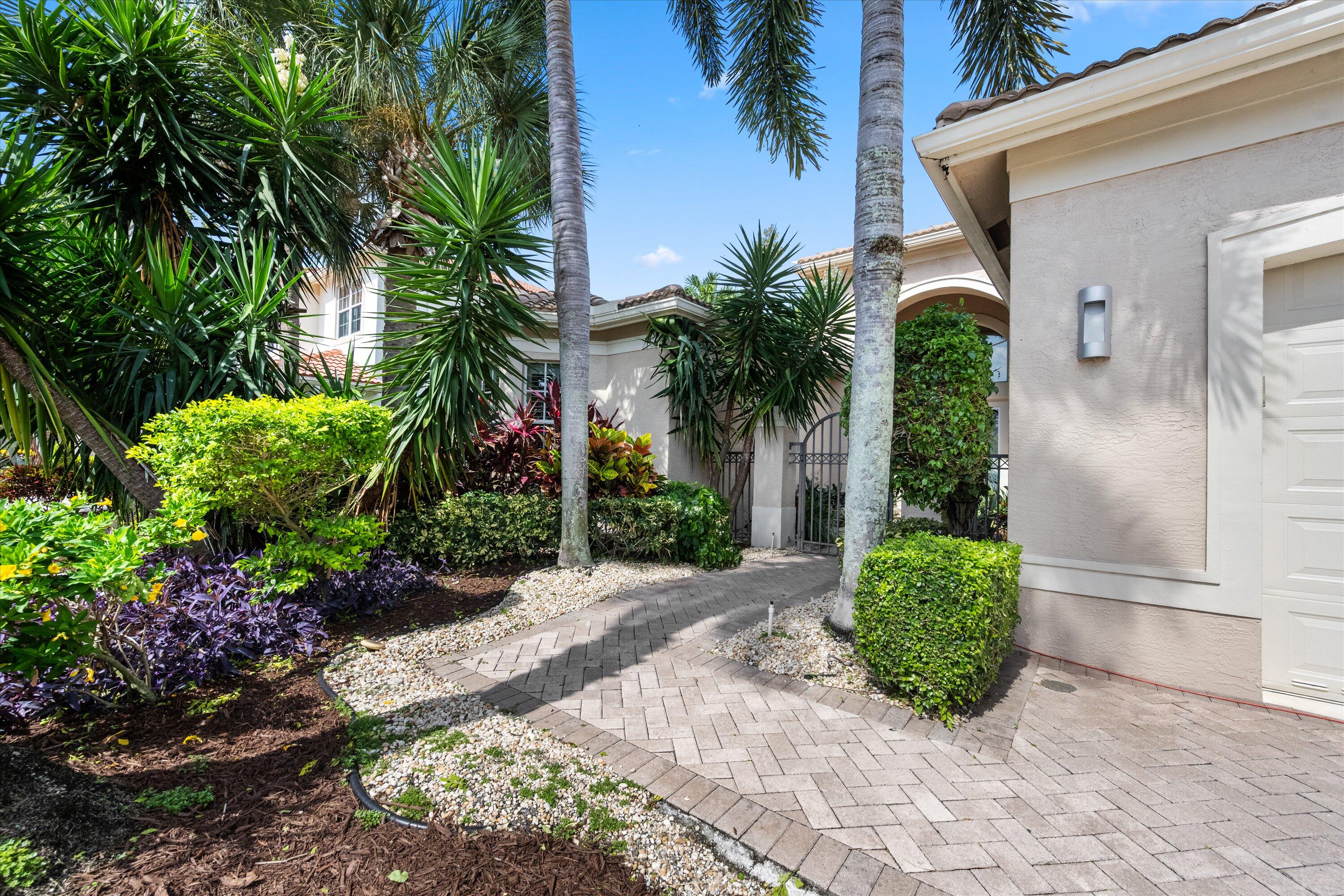 13473 Shell Beach Court Property Photo 3