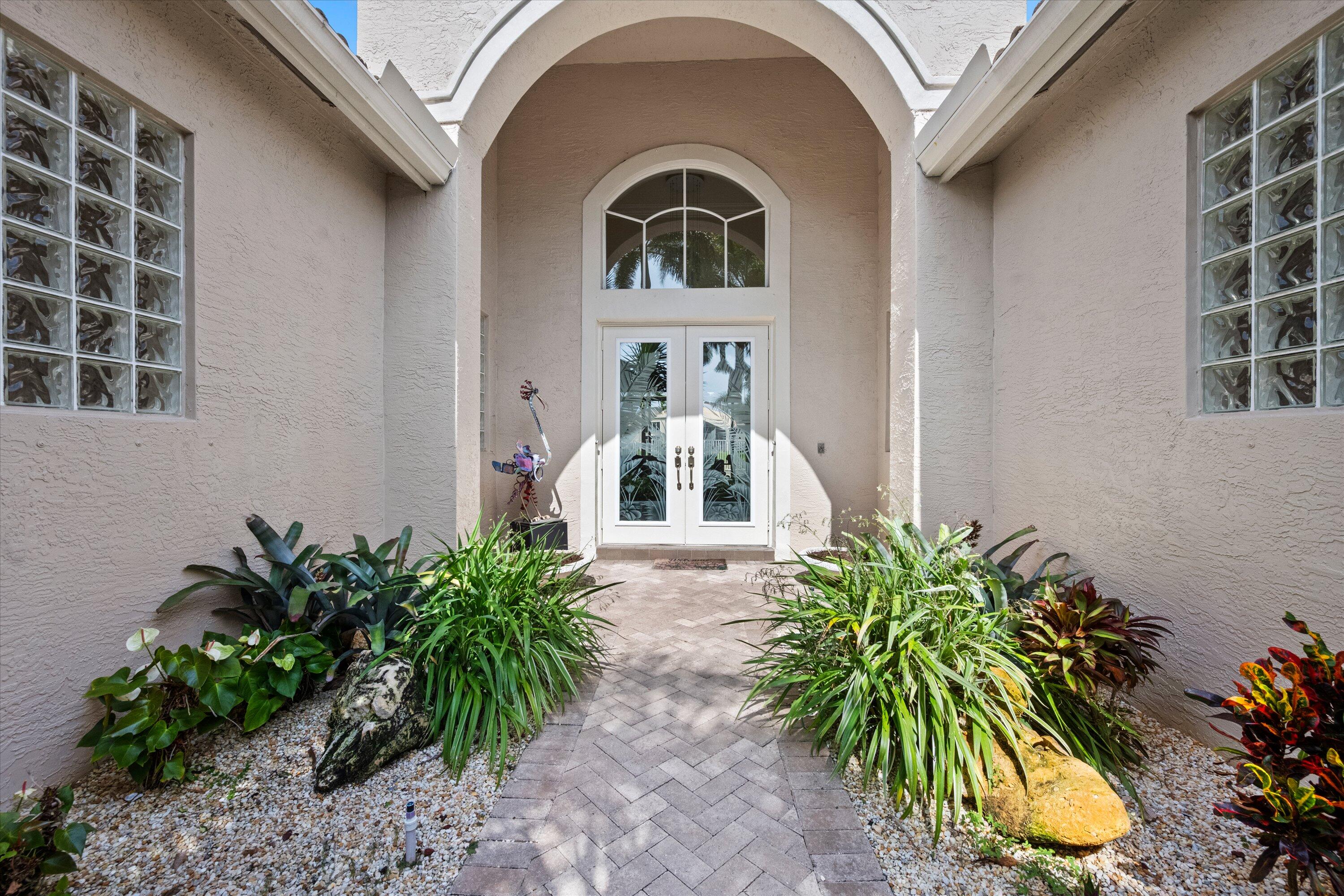 13473 Shell Beach Court Property Photo 4