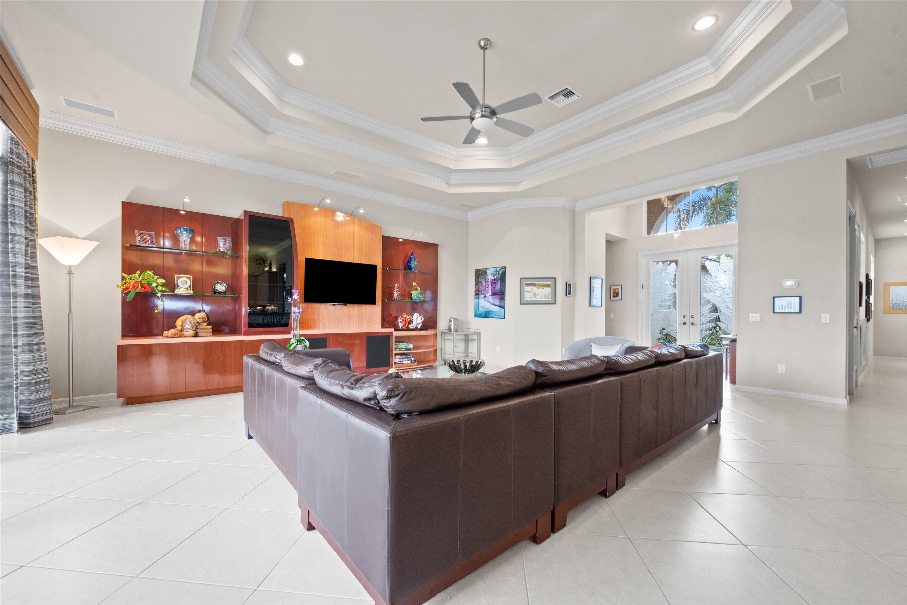 13473 Shell Beach Court Property Photo 10