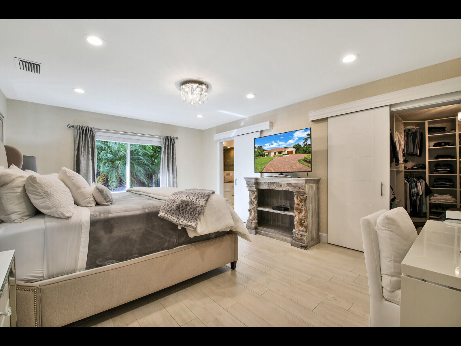 451 N Lyra Circle Property Photo 18