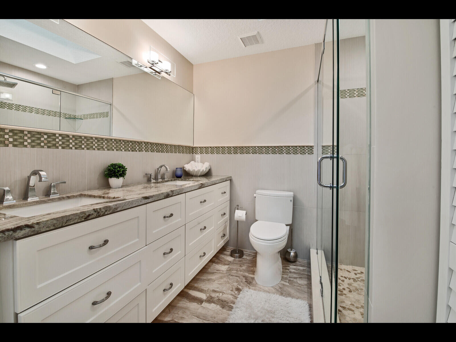451 N Lyra Circle Property Photo 27