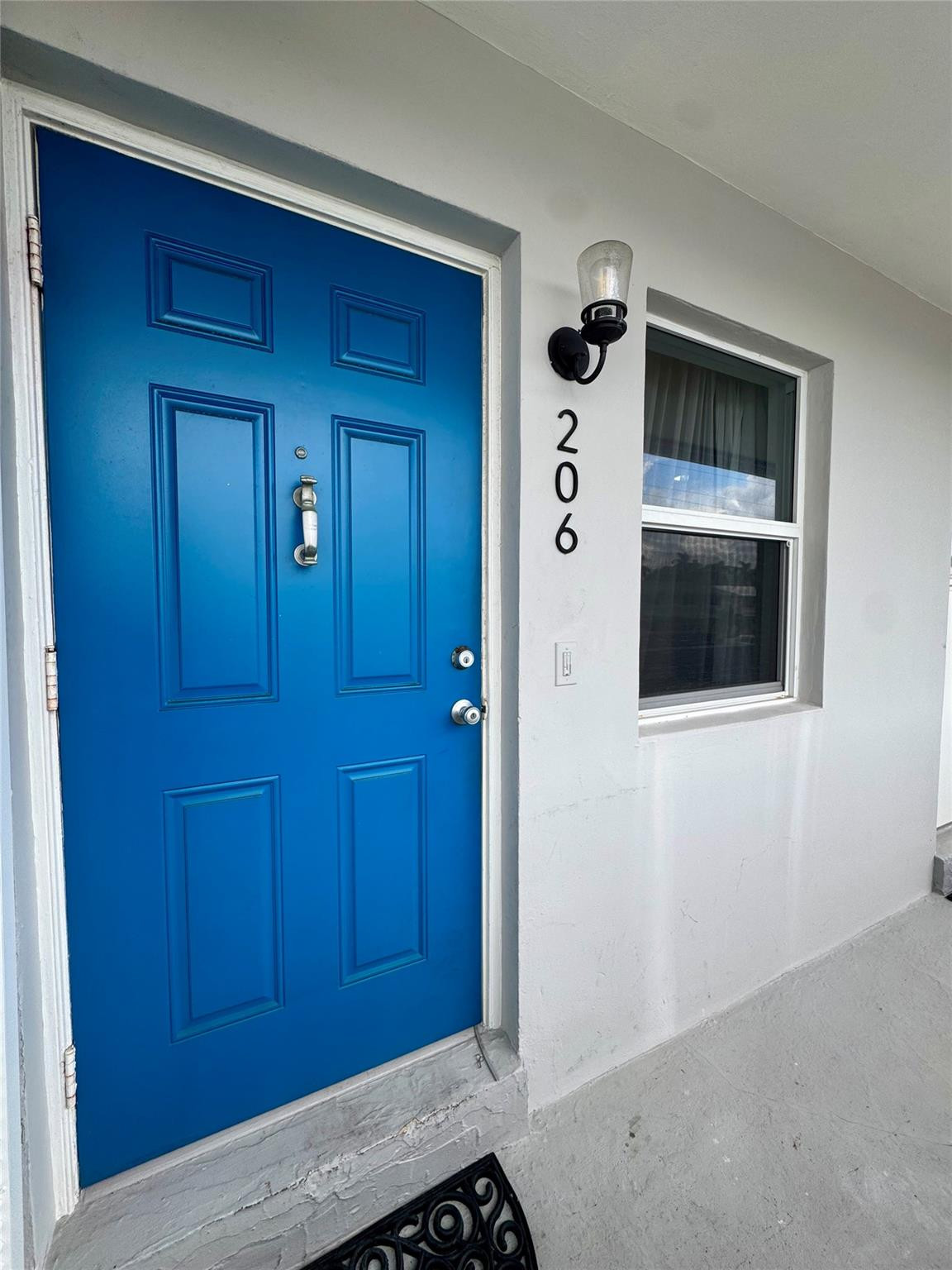 2801 NE 33RD Court 206