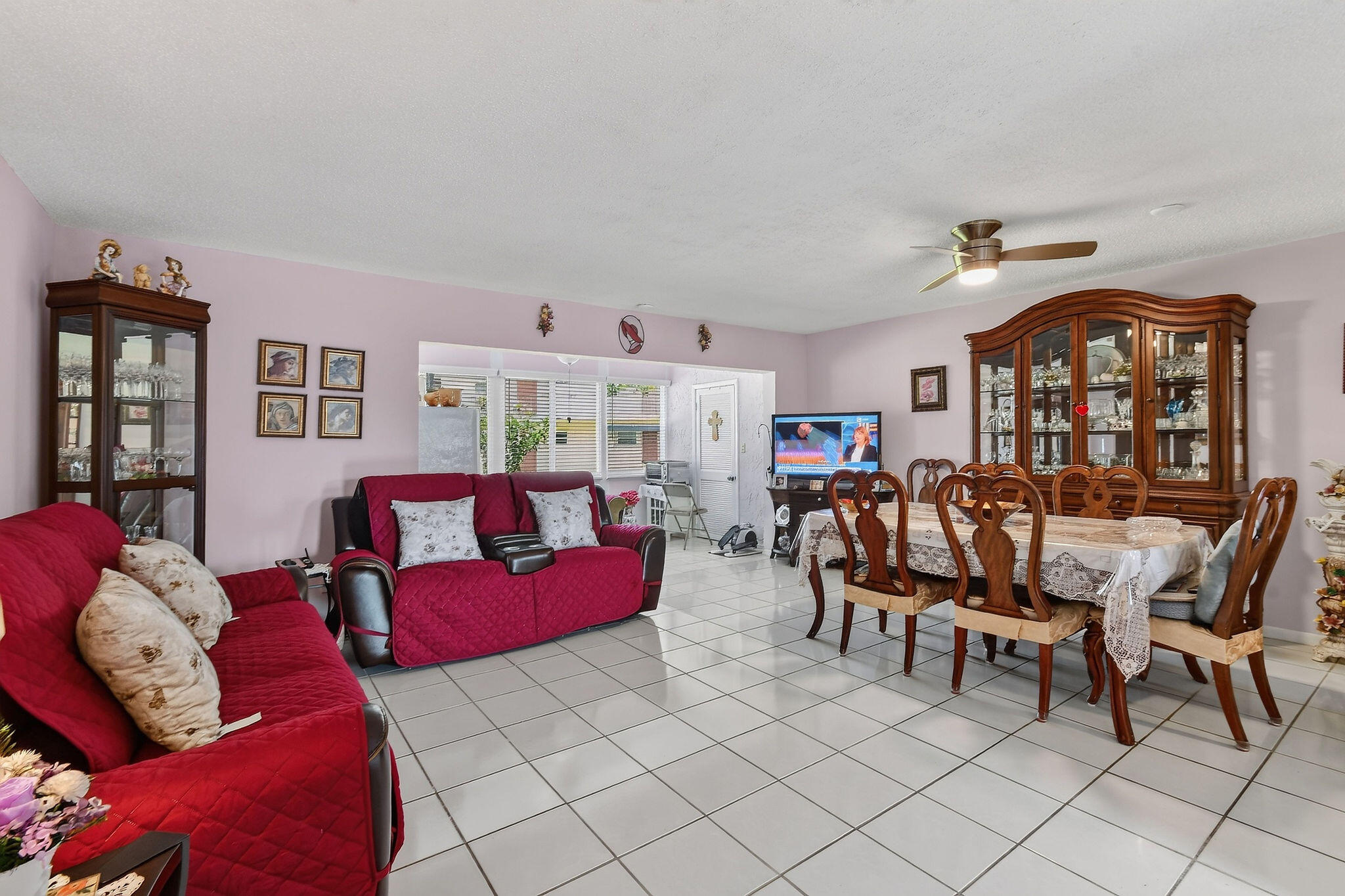 770 Lori Drive 253 Property Photo 6