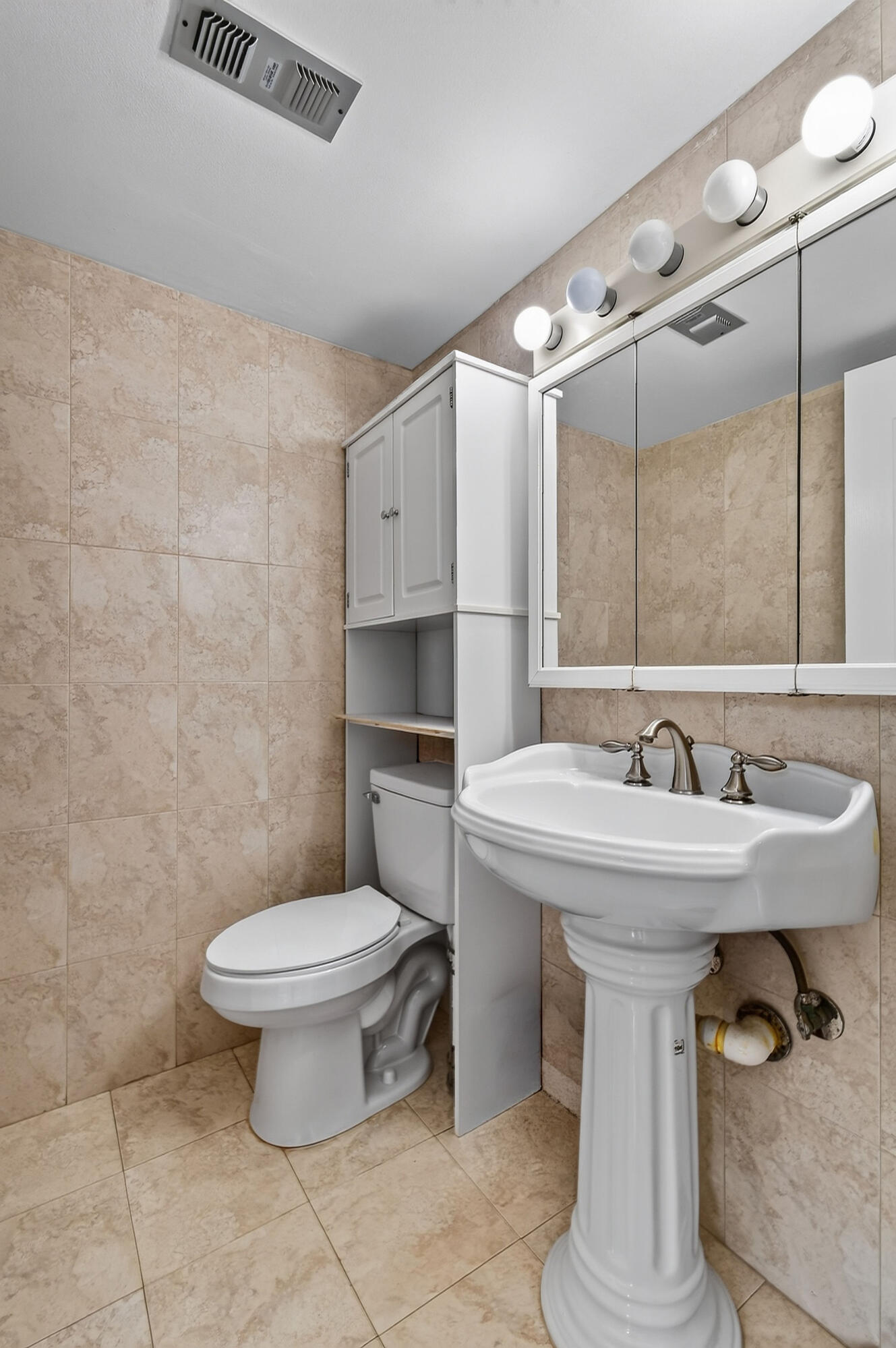 770 Lori Drive 253 Property Photo 11