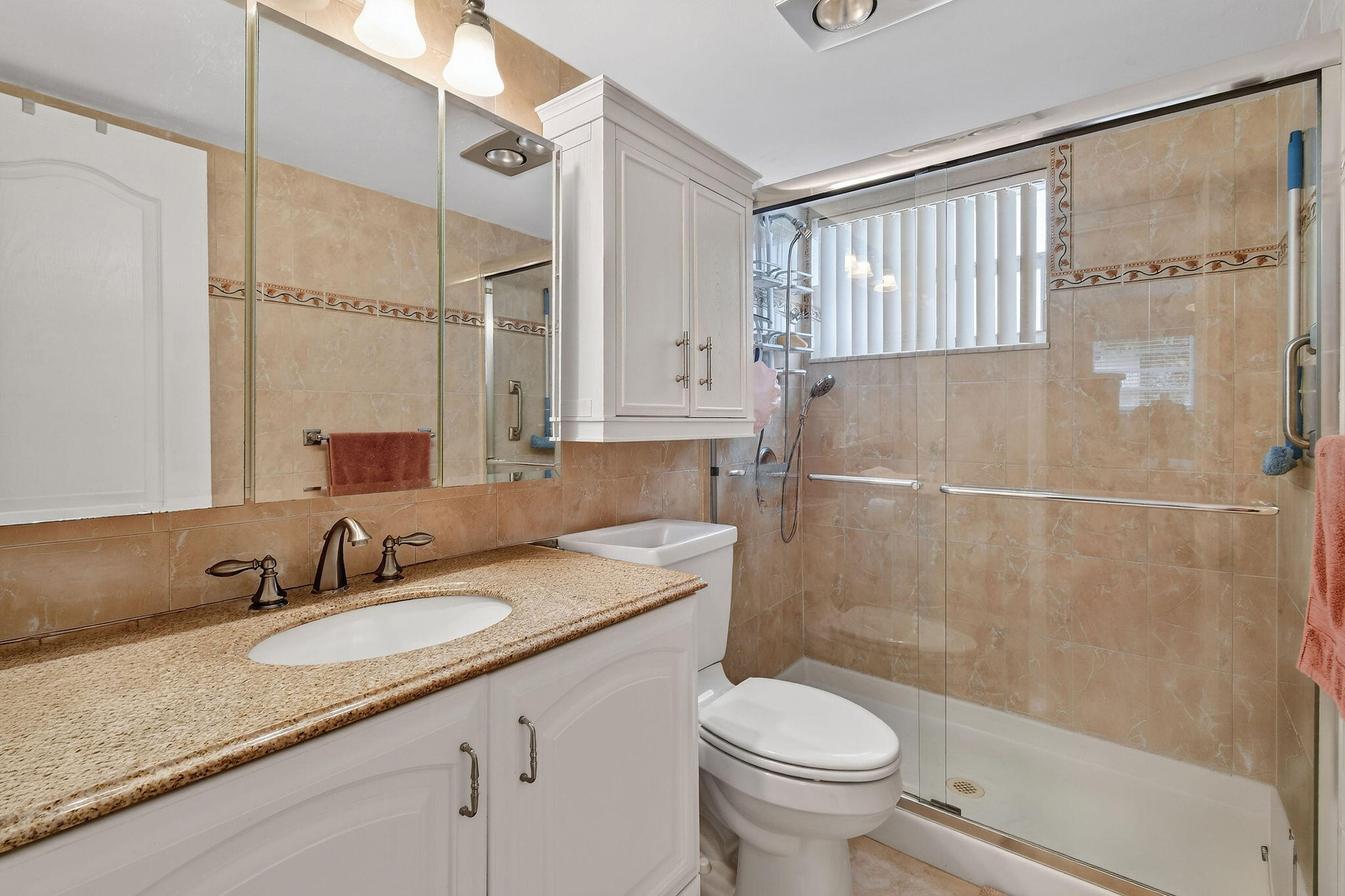 770 Lori Drive 253 Property Photo 16