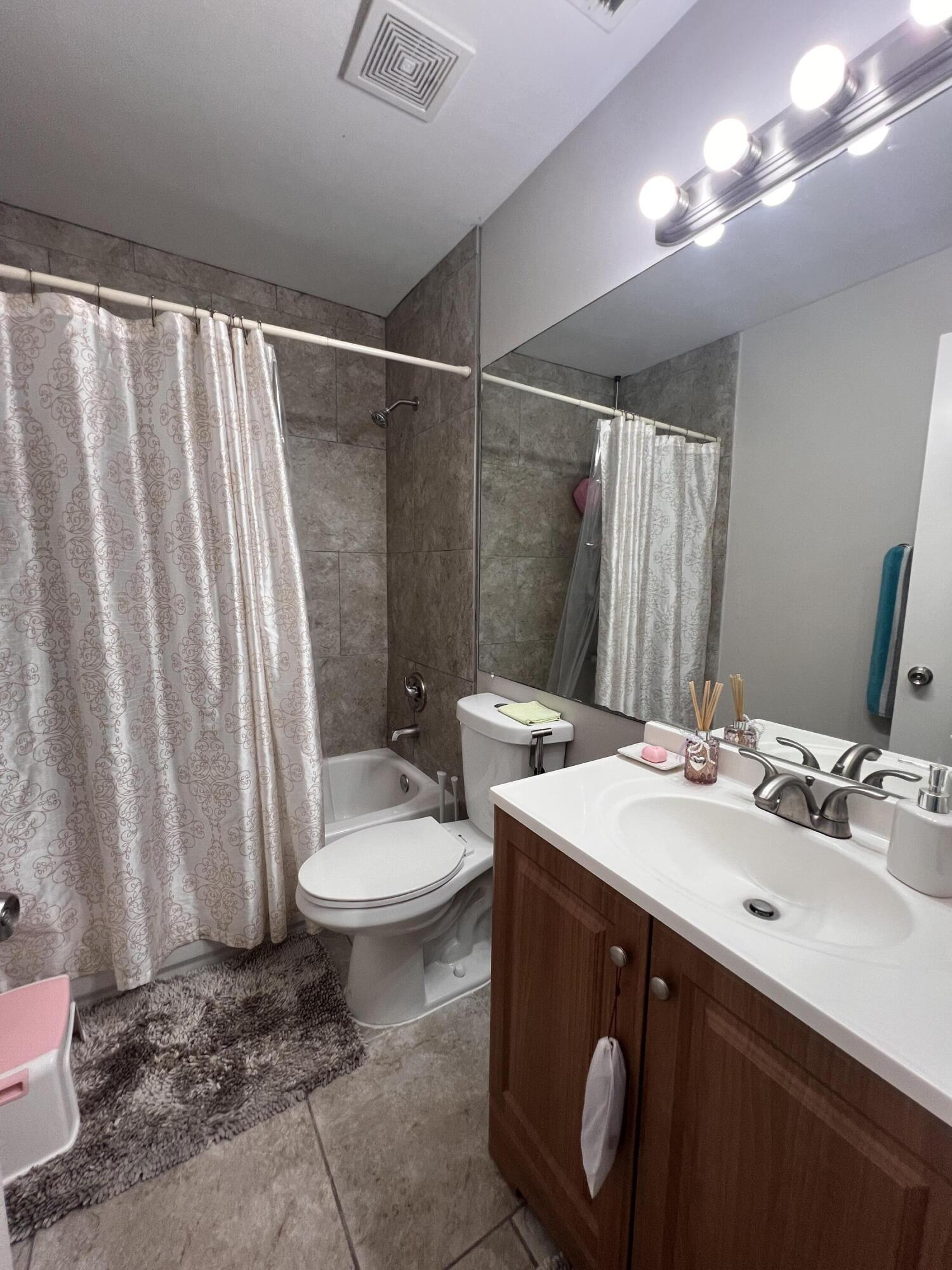 2606 Canalside Drive Property Photo 26