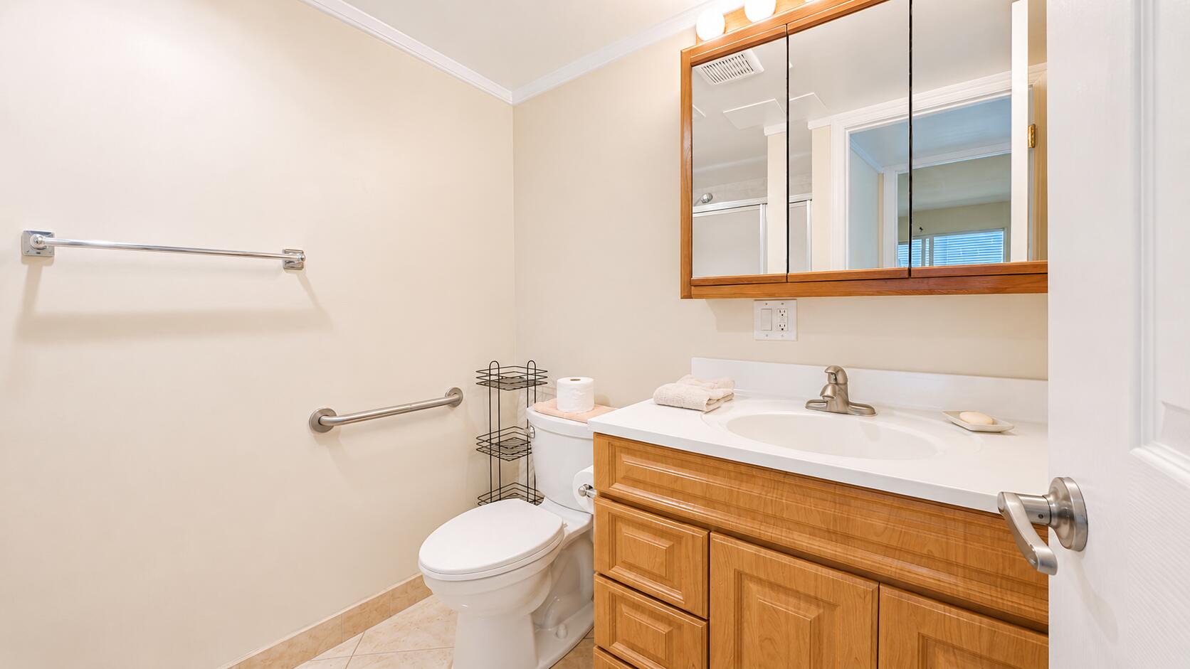 433 Saxony J Way Property Photo 13