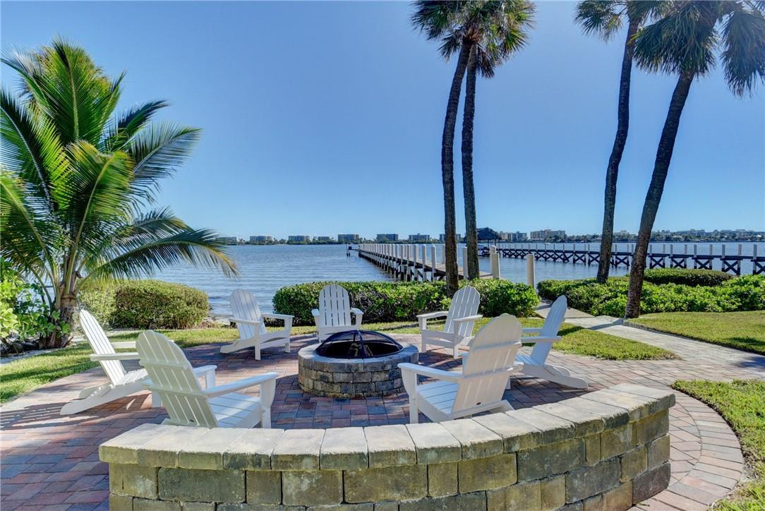 1320 S Lakeside Drive Property Photo 46