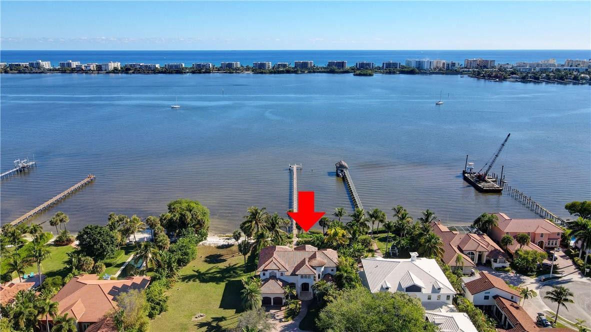 1320 S Lakeside Drive Property Photo 49