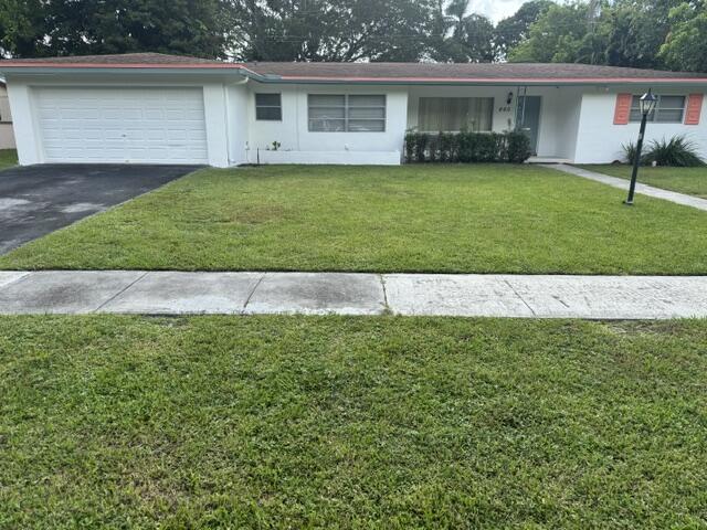 860 Nw 65th Avenue Property Photo 3
