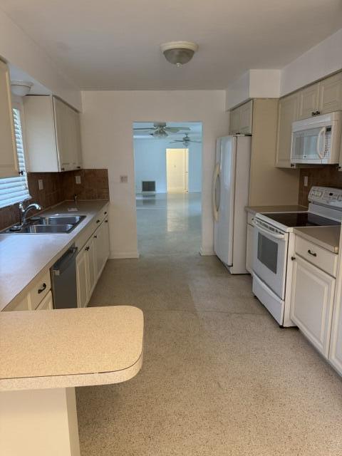 860 Nw 65th Avenue Property Photo 9