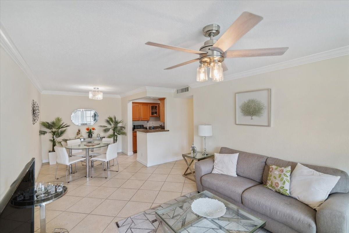 1515 E Broward Boulevard 403 Property Photo 7