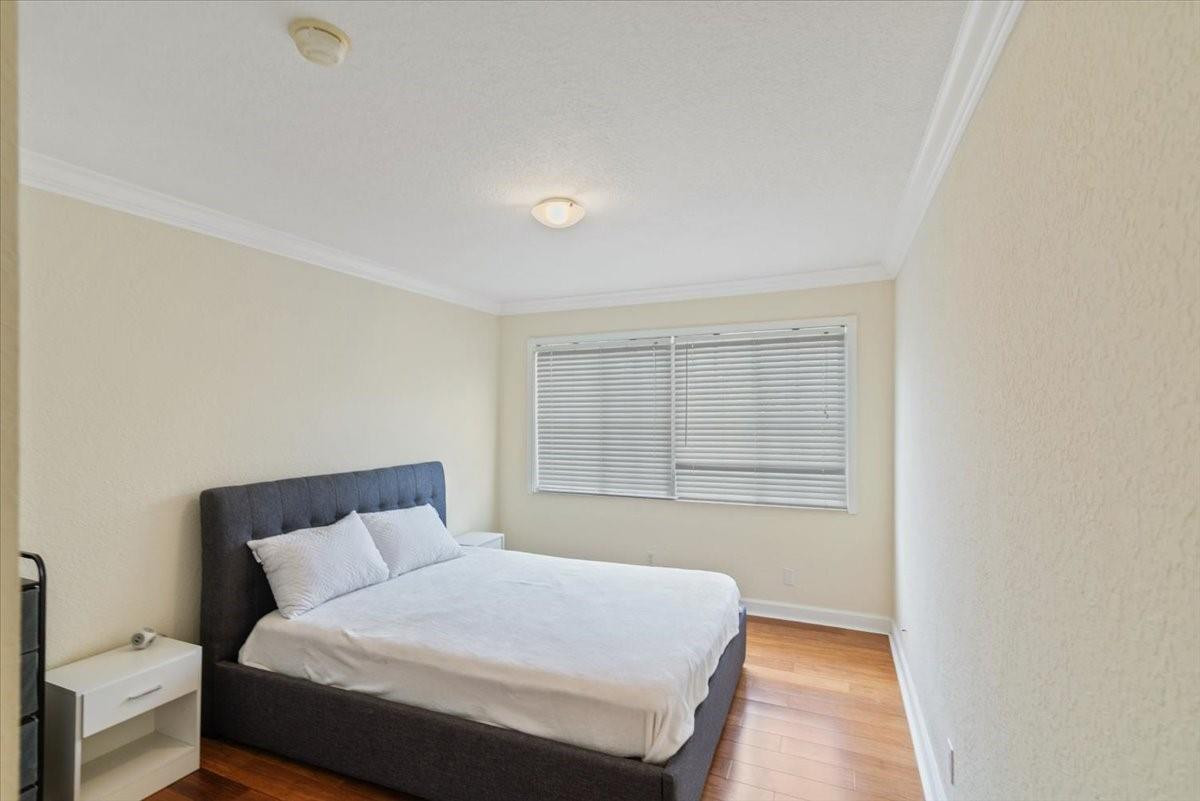 1515 E Broward Boulevard 403 Property Photo 8
