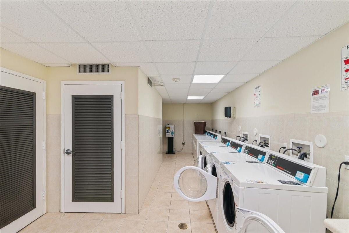 1515 E Broward Boulevard 403 Property Photo 15