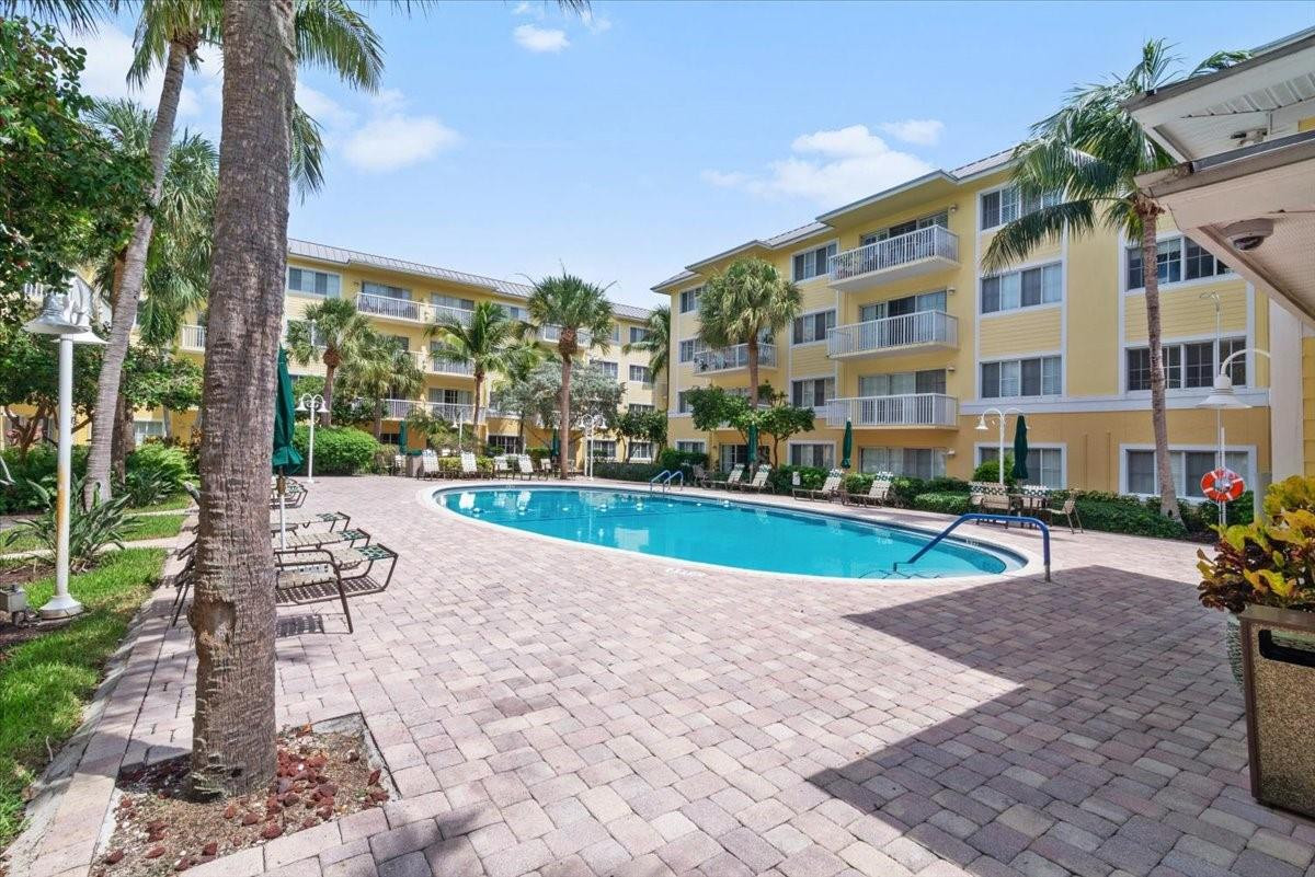 1515 E Broward Boulevard 403 Property Photo 17