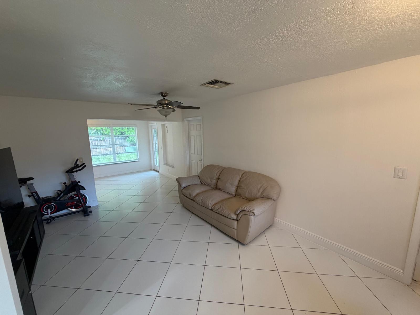 10241 Sleepy Brook Way Property Photo 6