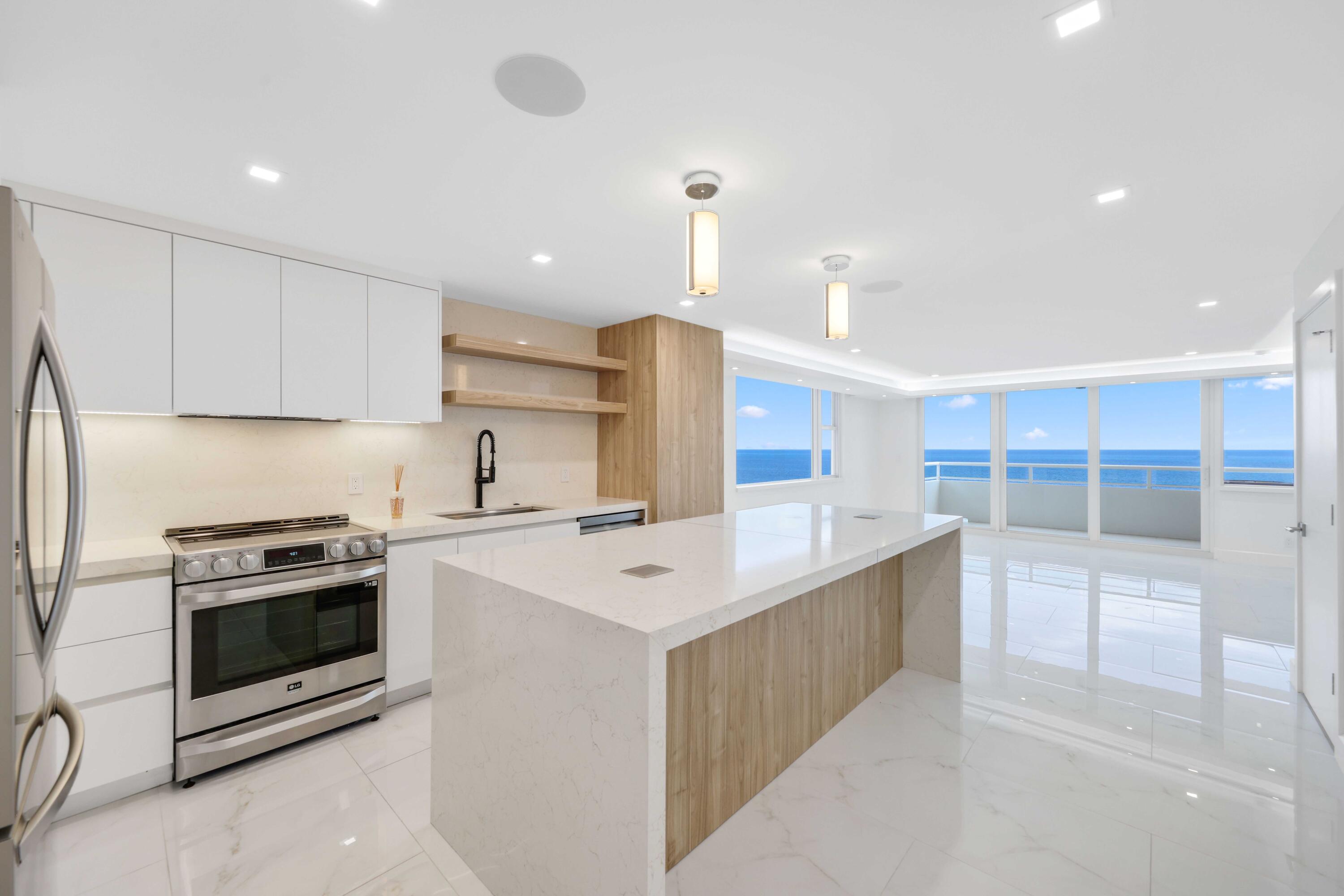 545 S Fort Lauderdale Beach Boulevard 1701 Property Photo 1